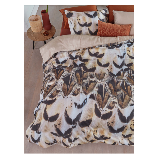 V107-1607067-200623-00 Giselle Cotton Sateen Natural Quilt Cover Sets by Bedding House Queen - Image 1