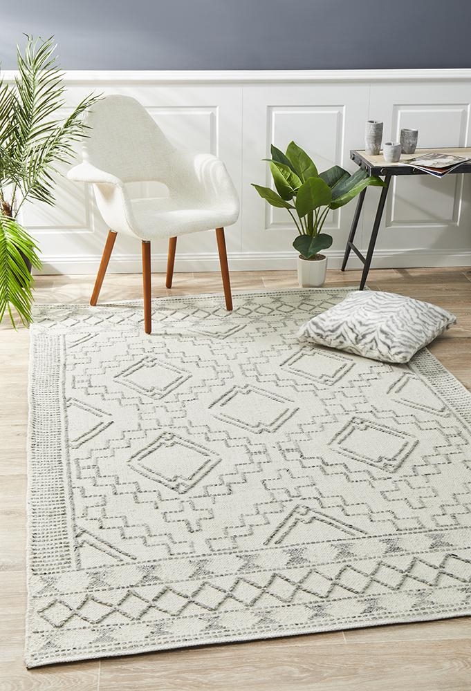 V107-HUD-802-IVO-280X190-217273-00 Hudson 802 Ivory by Rug Culture - 280X190CM - RECTANGLE - Image 1
