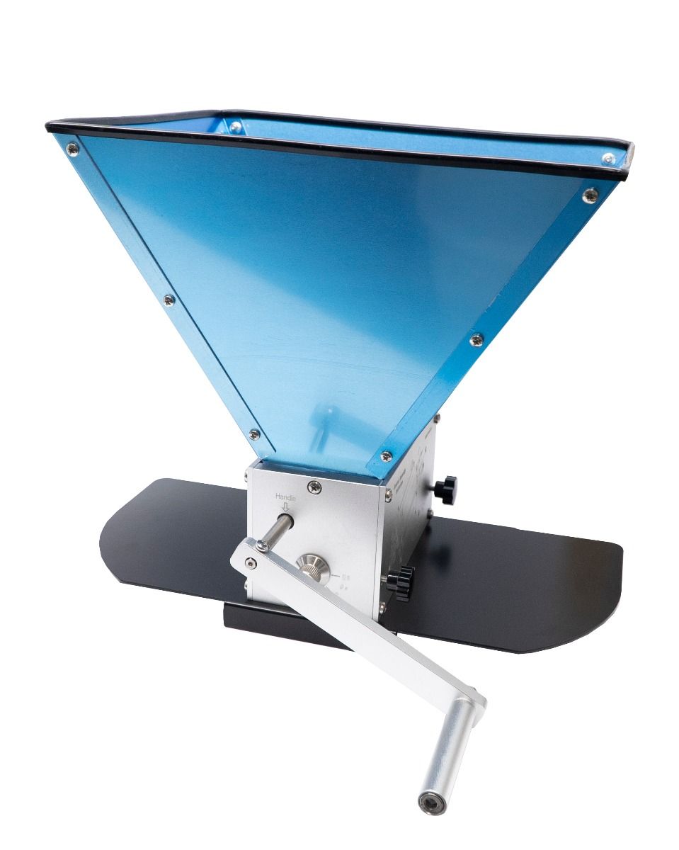 V225-7423-3_roller_grain_mill_new_1__1-00 Malt King - Geared Grain Mill 3 Roller - With Steel Mounting Board - Image 1