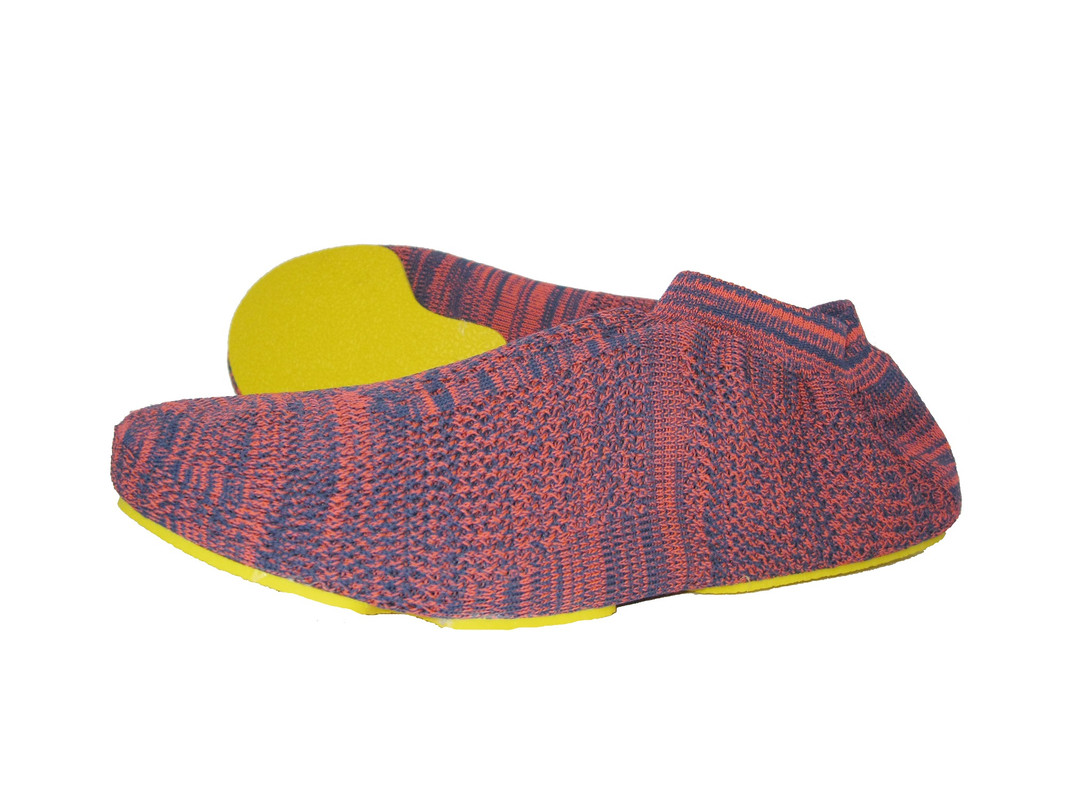 V228-RB37-96064-00 Minimal training shoes - Image 1