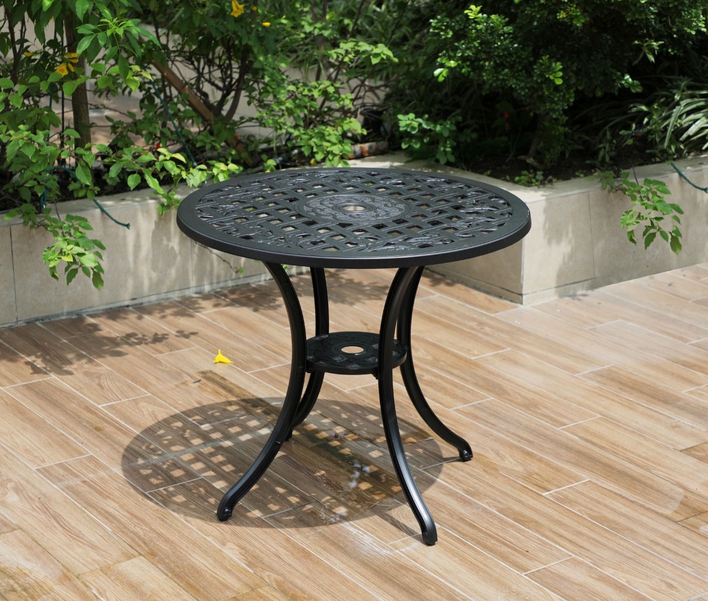V231-CAT-080BLACK-202506031255-00 Remy Aluminium Table Black - Image 1
