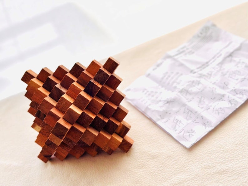 V277-JILP-190274-00 Japanese Interlocking Ladder Puzzle - Image 1