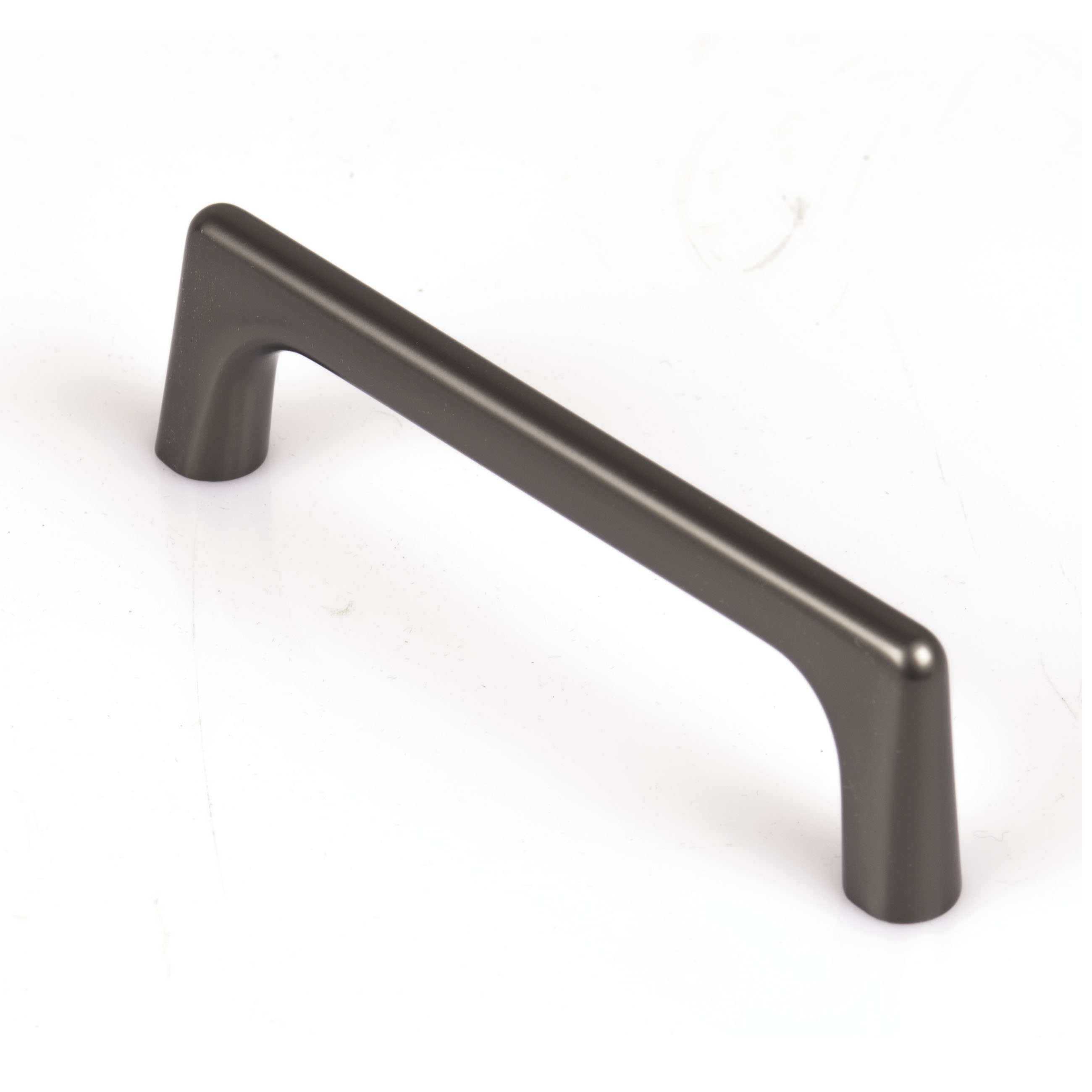 V324-7635BK-96-186172-00 Black Zinc Kitchen Cabinet Handles Drawer Bar Handle Pull 96mm - Image 1