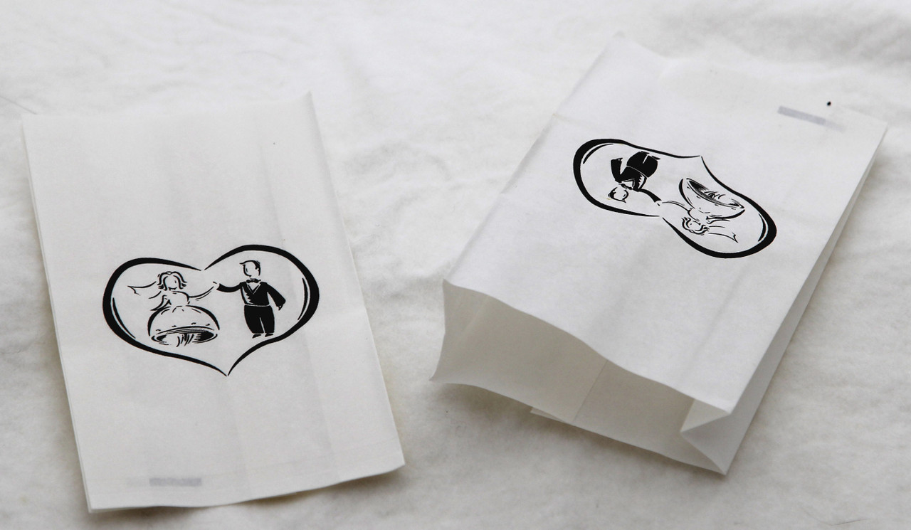 V382-CAKEBAG100WALTZ-202503040845-00 100 Pack Wedding Cake Bags Greaseproof Wax Paper Slice Take Home Favour Bride Groom in Heart - Image 1