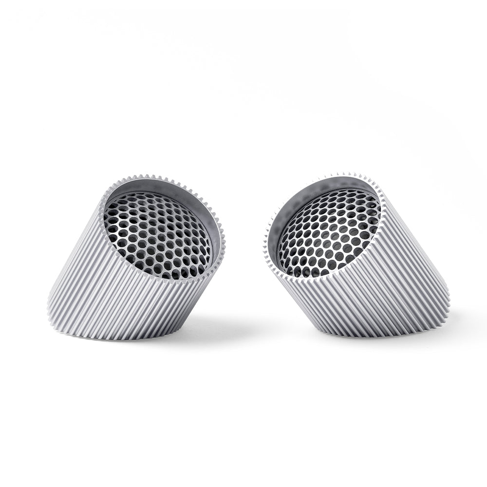 V398-LD-LA132RA3-202506051220-00 Lexon Ray Set Of Magnetic Bluetooth Speakers - Alu Polish - Image 1