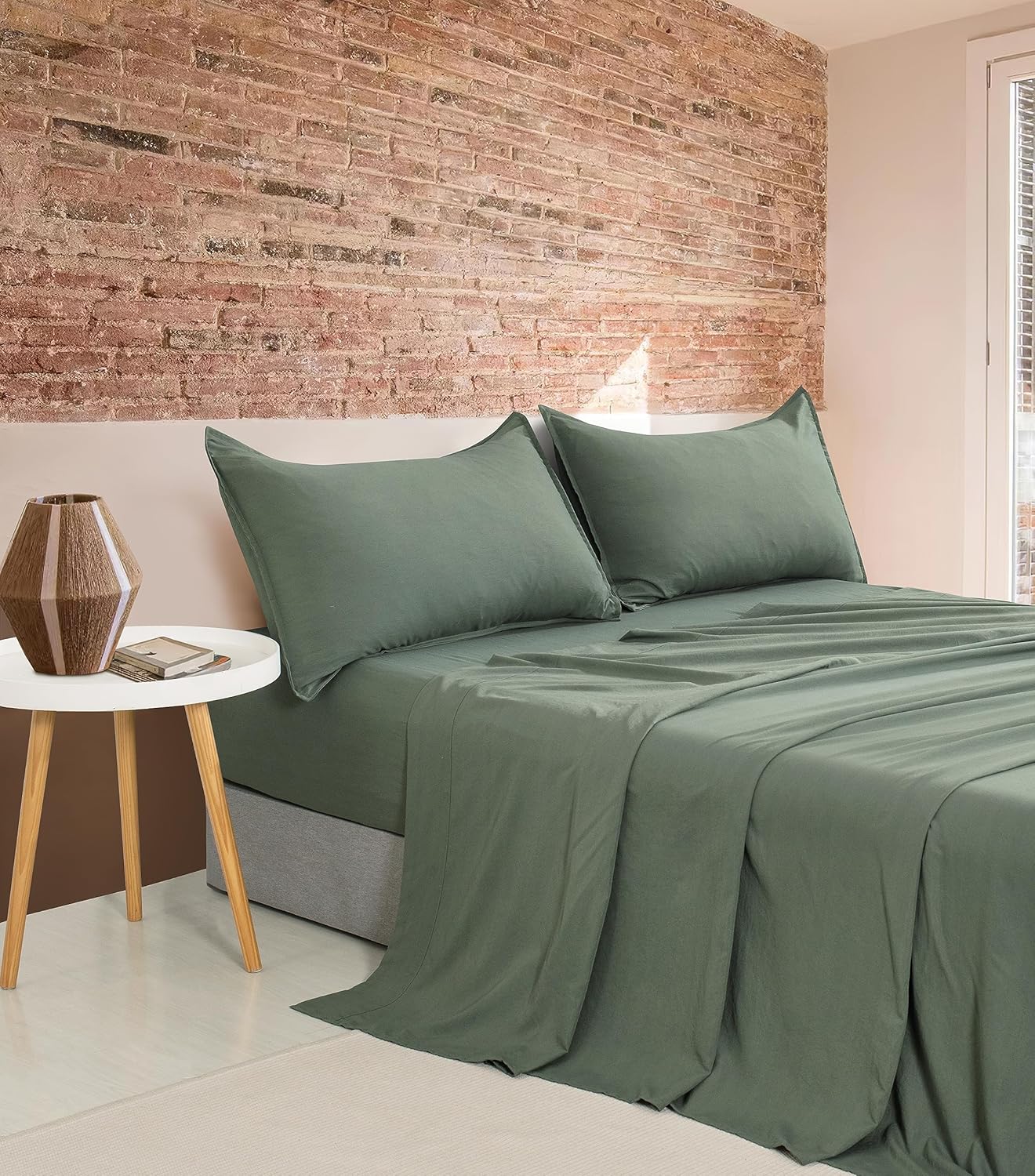 V439-BSSTKHAKIWM-191256-00 Vintage Washed Microfibre Sheet Set with 2 Pillowcases - Khaki Green - Double - Image 1