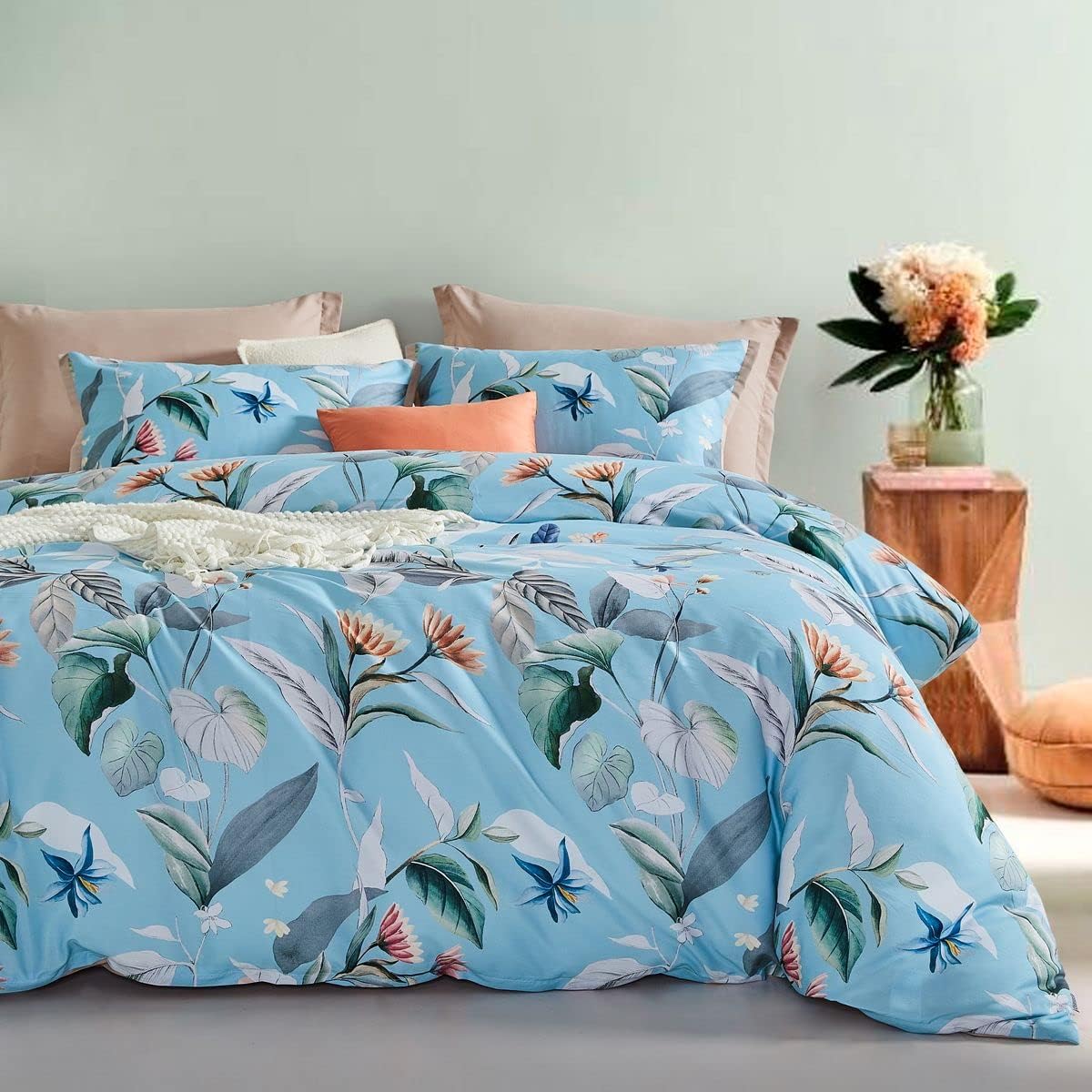 V439-CQSSARAHCP-72365-00 Botanical Microfibre Quilt Cover Set (3Pcs) - Sarah - Queen Size - Image 1