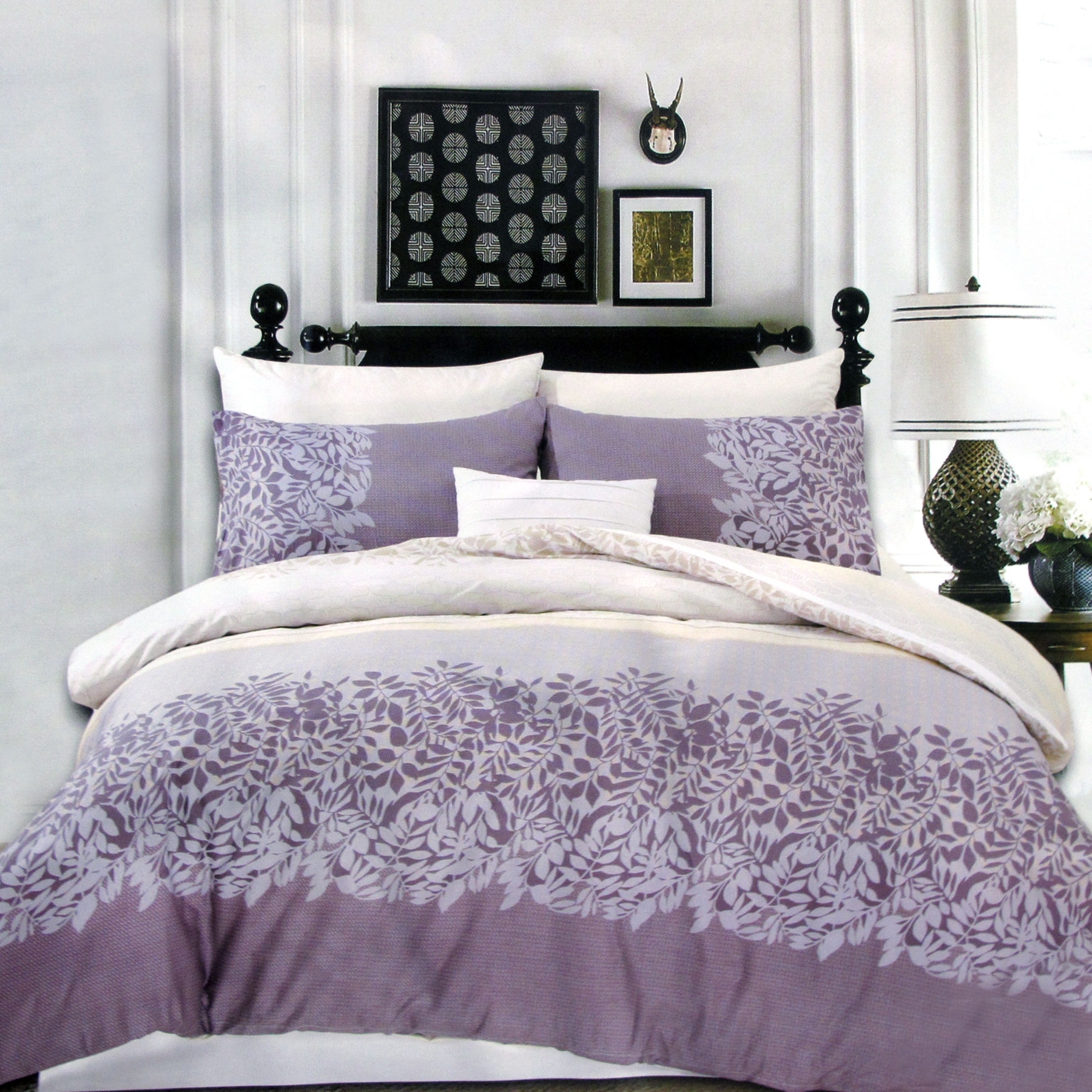 V442-ATX-QUILTCS-ALICESGARDEN-MAUVE-QS-202503121031-00 250TC Cotton Reversible Quilt Cover Set Alice's Garden Queen - Image 1