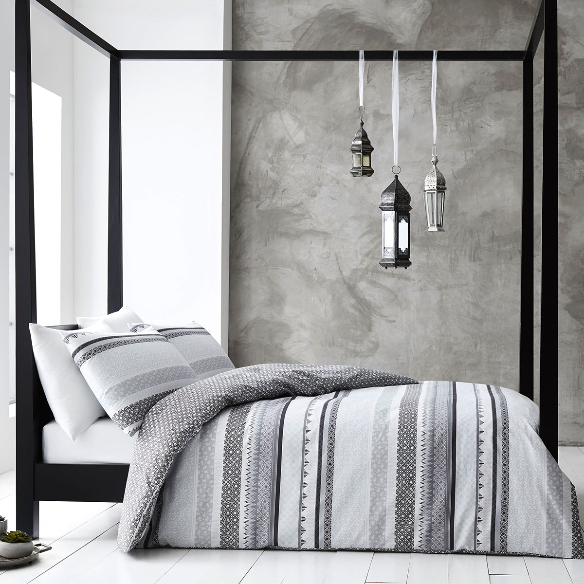 V442-ATX-QUILTCS-GABRIELLE-GREY-SK-79488-00 Gabrielle Grey Quilt Cover Set Super King - Image 1