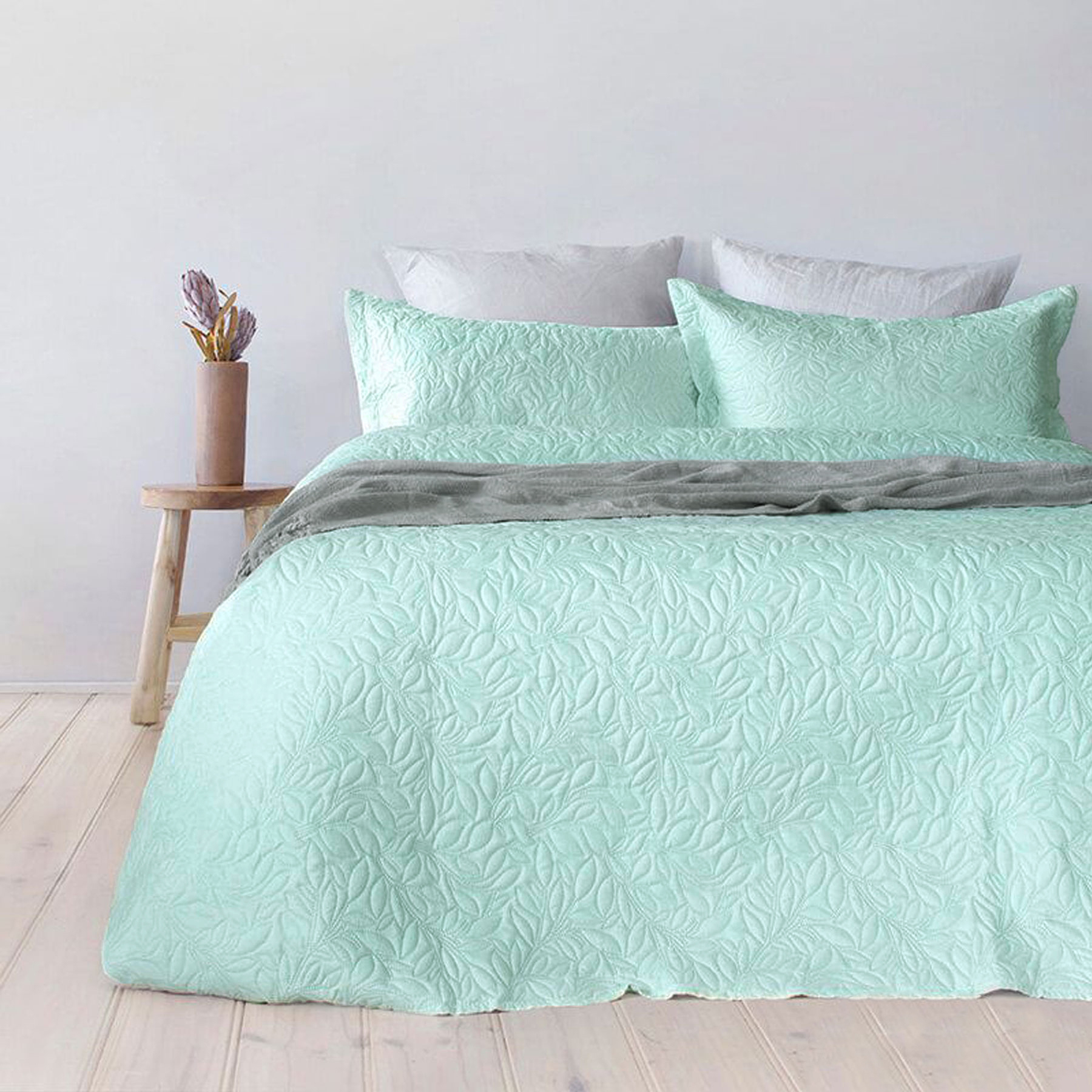 V442-BBY-COVERLET-BOTANICA-GLACIER-QS-96935-00 Bambury Botanica Embossed Glacier Coverlet Set Queen/King - Image 1