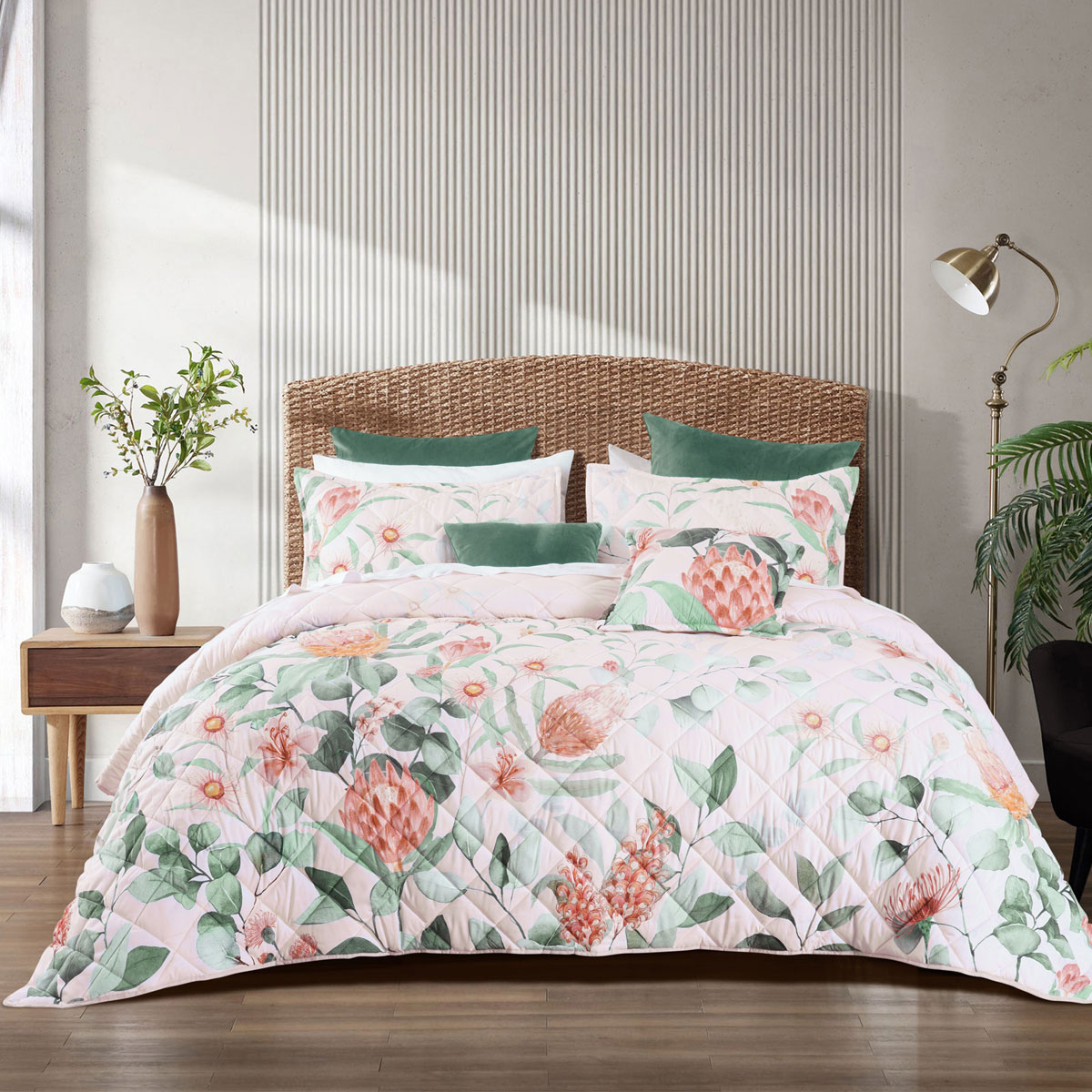 V442-BCA-BEDSPREAD-SIDNEY-BLUSH-KI-202507031630-00 Bianca Sidney Blush Printed Floral Bedspread Set King - Image 1