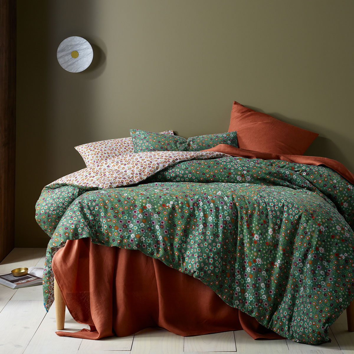 V442-HIN-QUILTCS-LISA-GREEN-KI-83560-00 Accessorize Lisa Green Washed Cotton Printed Quilt Cover Set King - Image 1