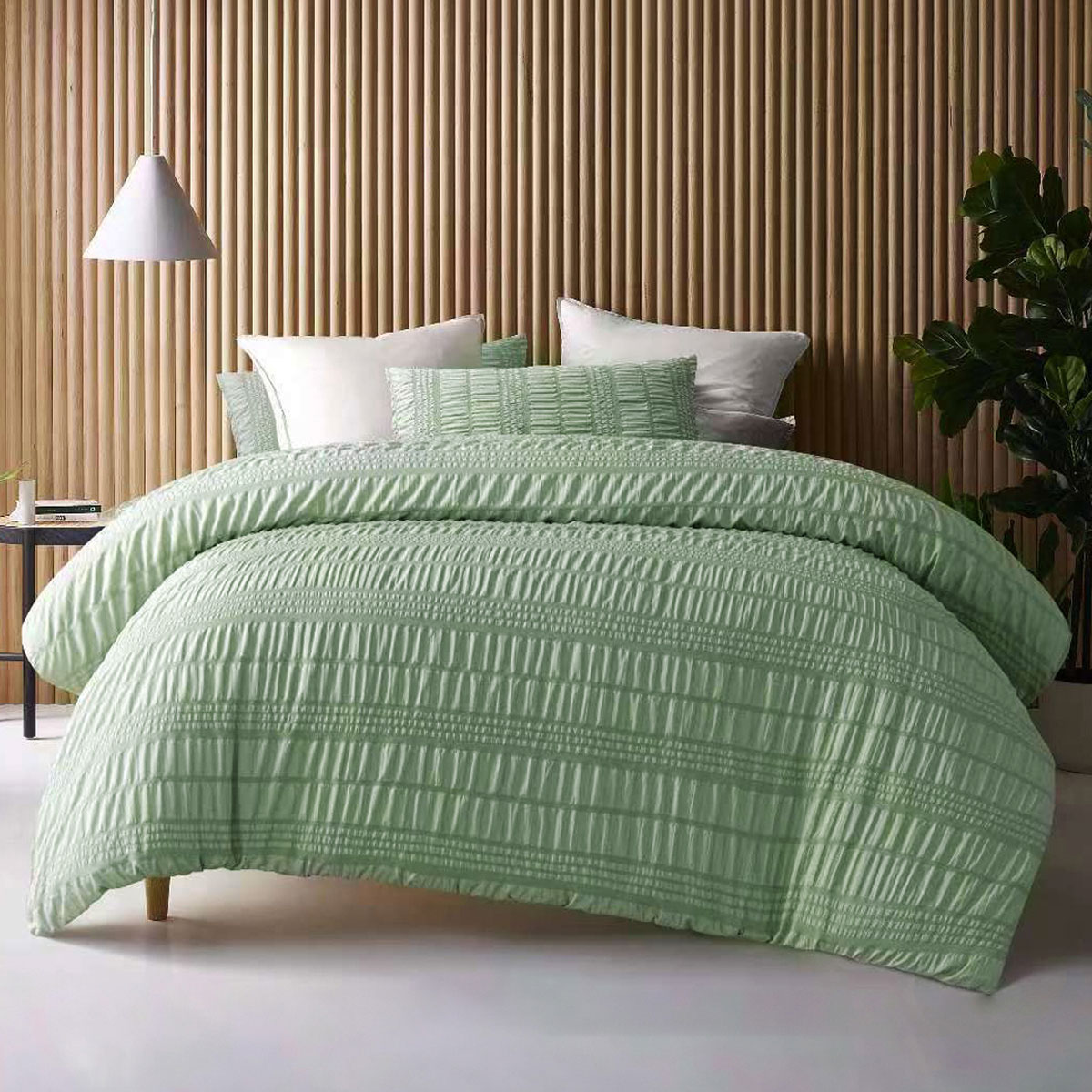 V442-HIN-QUILTCS-SEERSUCKER-SAGE-KI-202751-00 Accessorize Seersucker Sage Polyester Quilt Cover Set King - Image 1