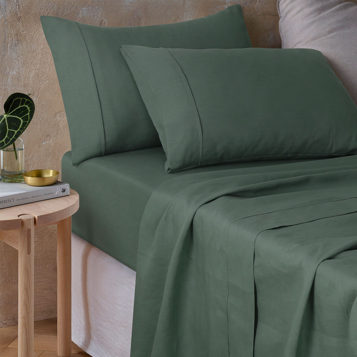 V442-HIN-SHEETS-HEMP-SEAGREEN-QS-83506-00 Vintage Design Homewares Sea Green 100% Hemp Sheet Set Queen - Image 1