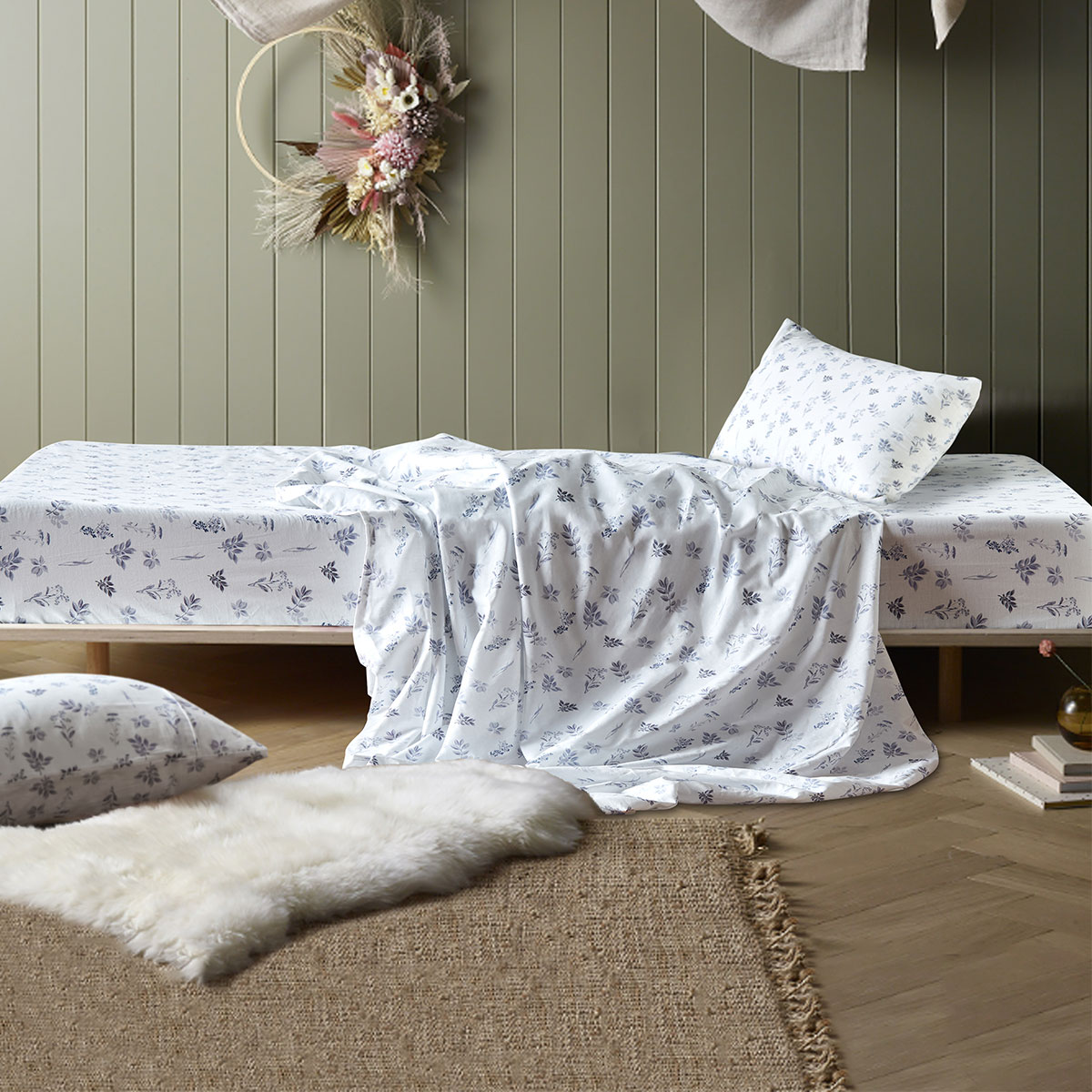 V442-HIN-SHEETS-WOODLAND-WHITE-DS-202502280901-00 Happy Kids Woodland White Cotton Sheet Set Double - Image 1