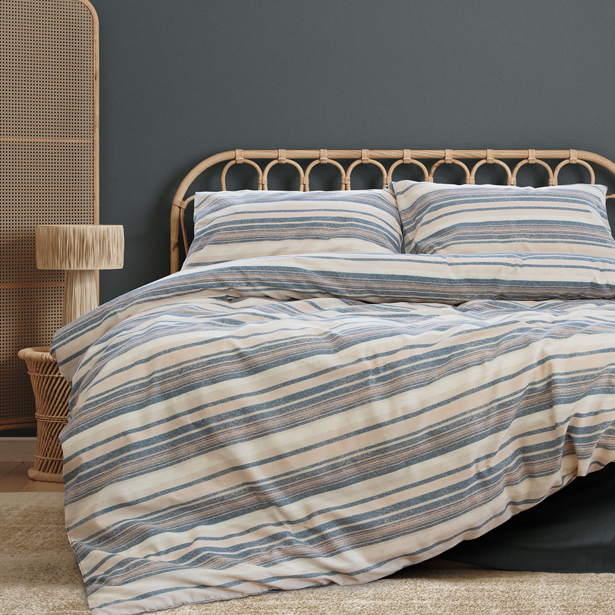 V442-INT-COMFORTER-CHARLIE-MULTI-QS-144620-00 Ardor Charlie Multi 3 Pcs Comforter Set Queen/King - Image 1