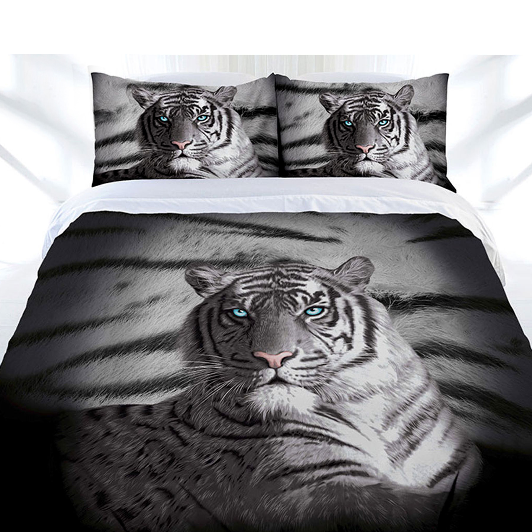 V442-LDE-QUILTCS-BLUEEYESSTRIPES-BLACK-KI-77871-00 Just Home Blue Eyes Stripes Tiger Quilt Cover Set King - Image 1