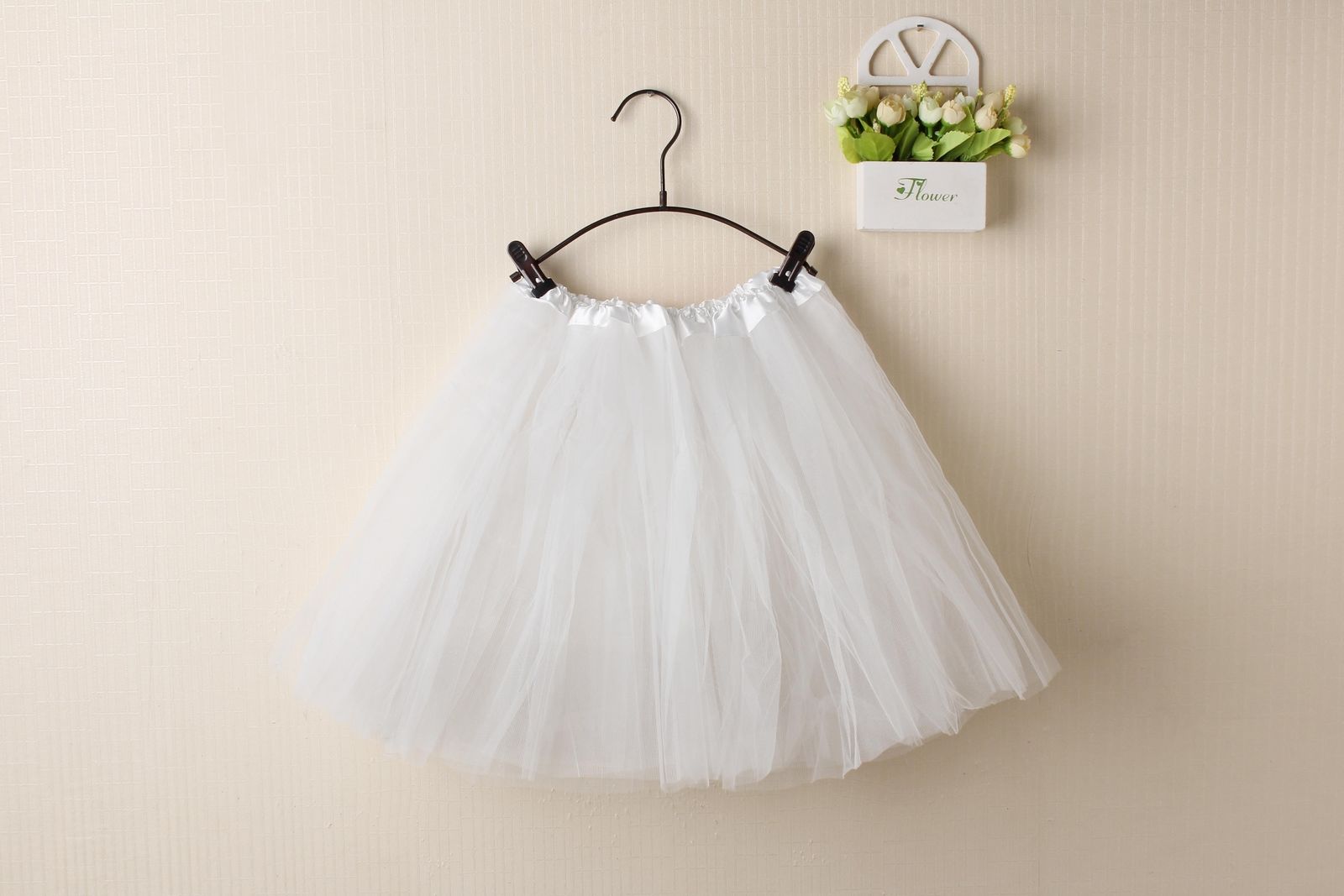 V474-211428-101939-00 New Adults Tulle Tutu Skirt Dressup Party Costume Ballet Womens Girls Dance Wear, White Colour, Kids - Image 1