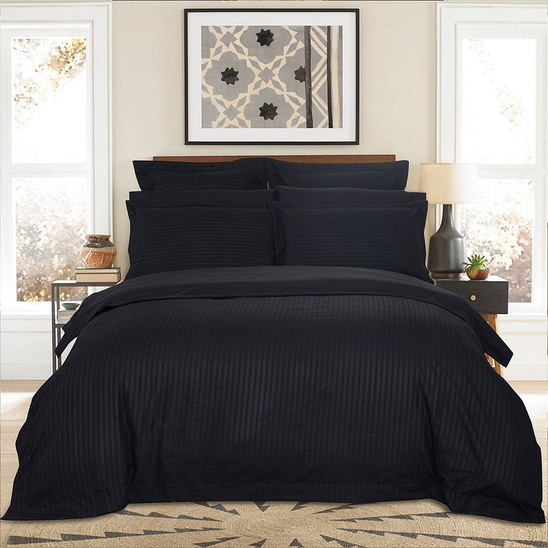 V493-NSK-05-88272-00 1000TC Ultra Soft Striped Super King Size Black Duvet Quilt Cover Set - Image 1