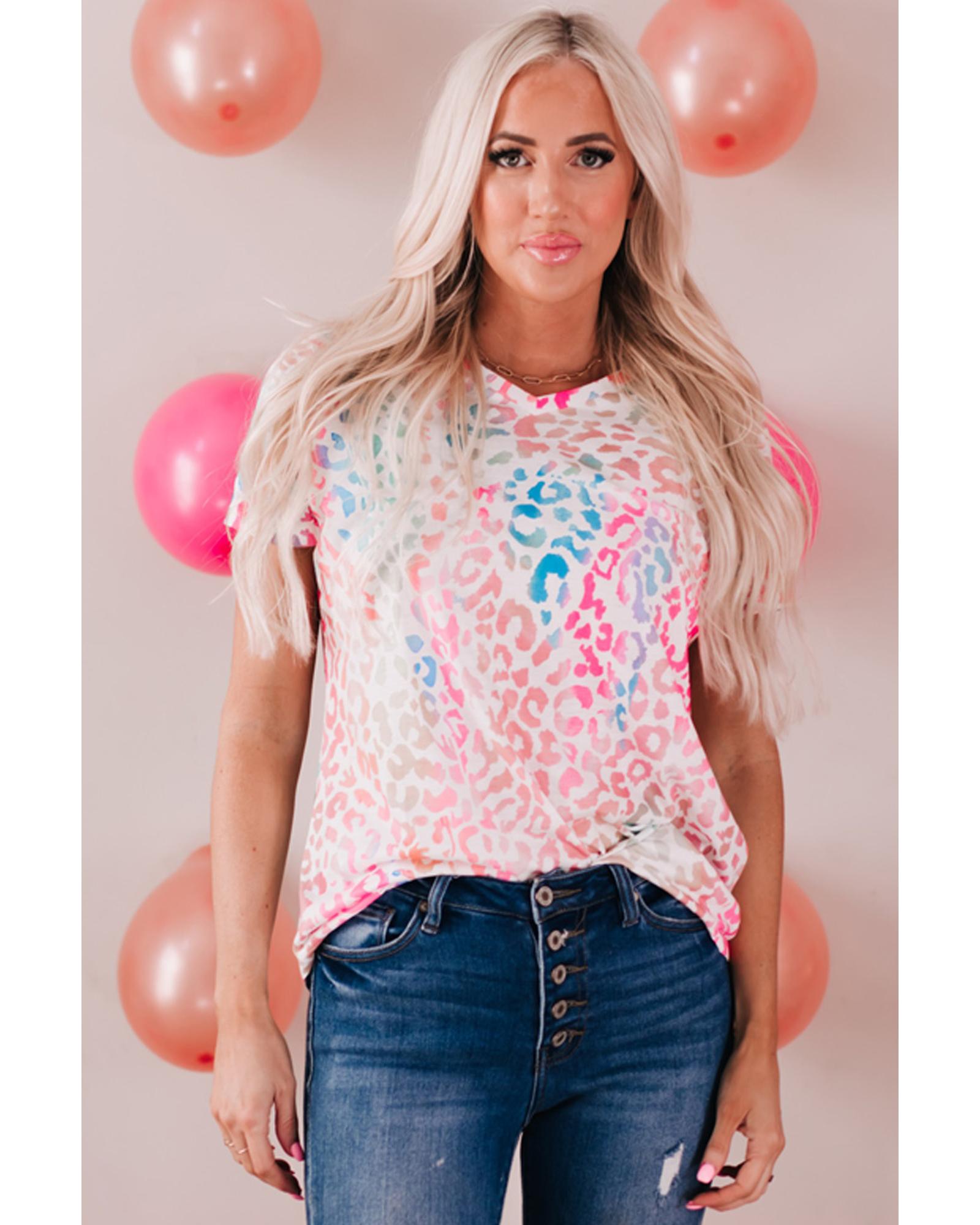 V539-AZEXDC25115040-20-XL-202508290405-00 Azura Exchange Leopard V Neck Short Sleeve Top - XL - Image 1