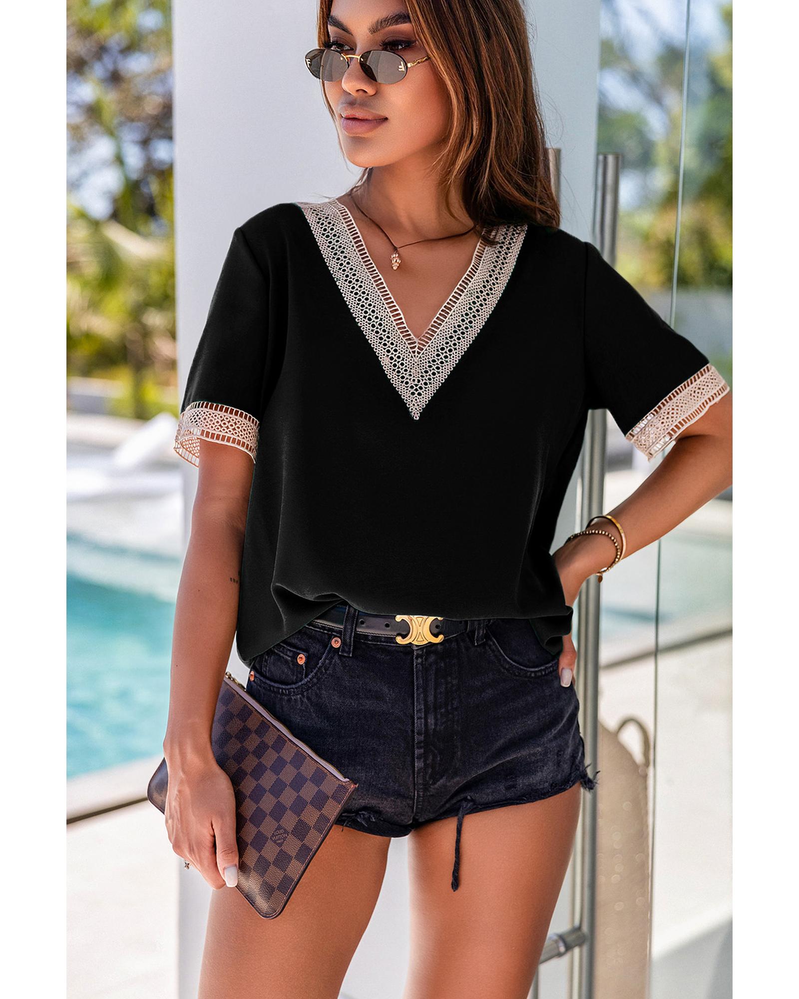 V539-AZEXDC25118904-2-L-202508252310-00 Azura Exchange V-Neck Short Sleeve Blouse with Lace Trim - L - Image 1