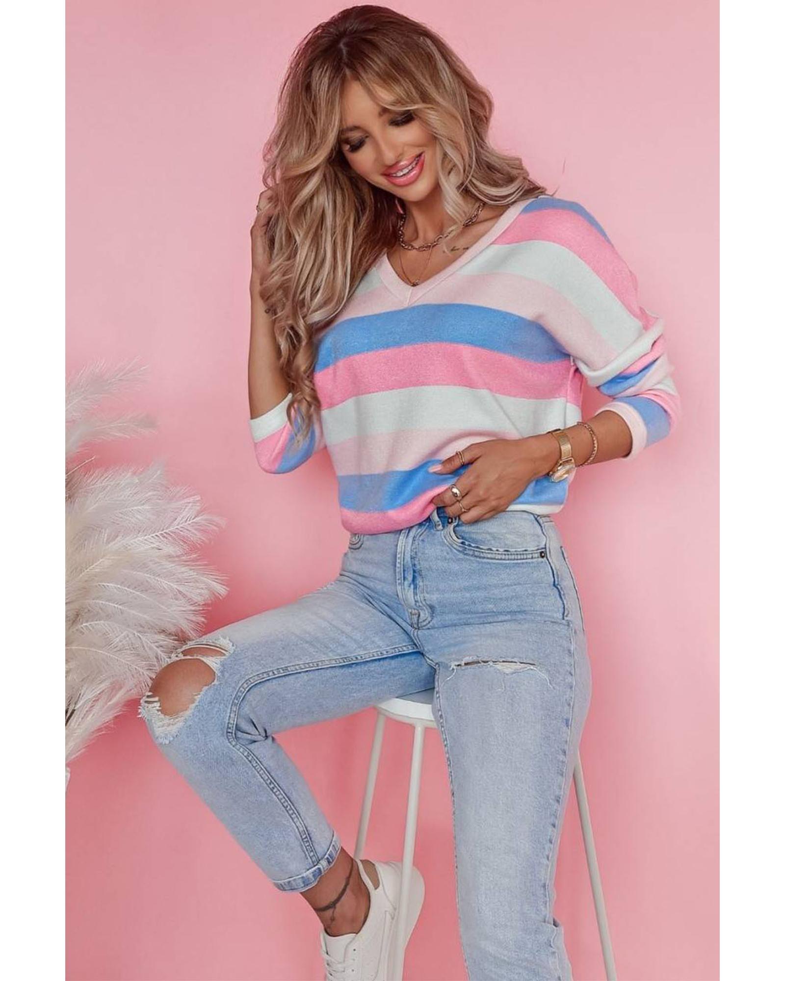 V539-AZEXDC25122114-10-S-202508251935-00 Azura Exchange Striped V Neck Long Sleeve Top - S - Image 1