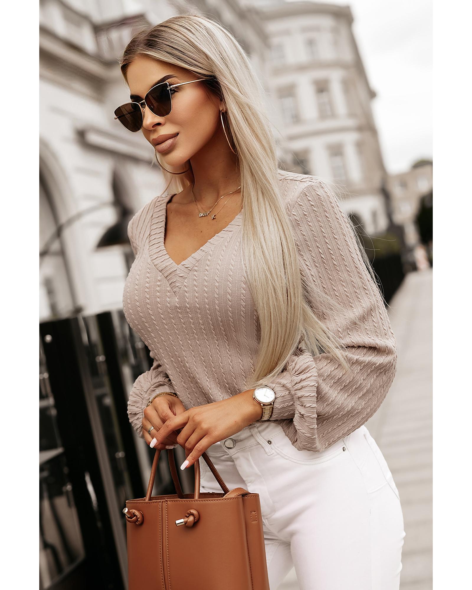 V539-AZEXDC25122584-16-XL-202508261000-00 Azura Exchange Knitted Jacquard V Neck Lantern Sleeve Top - XL - Image 1