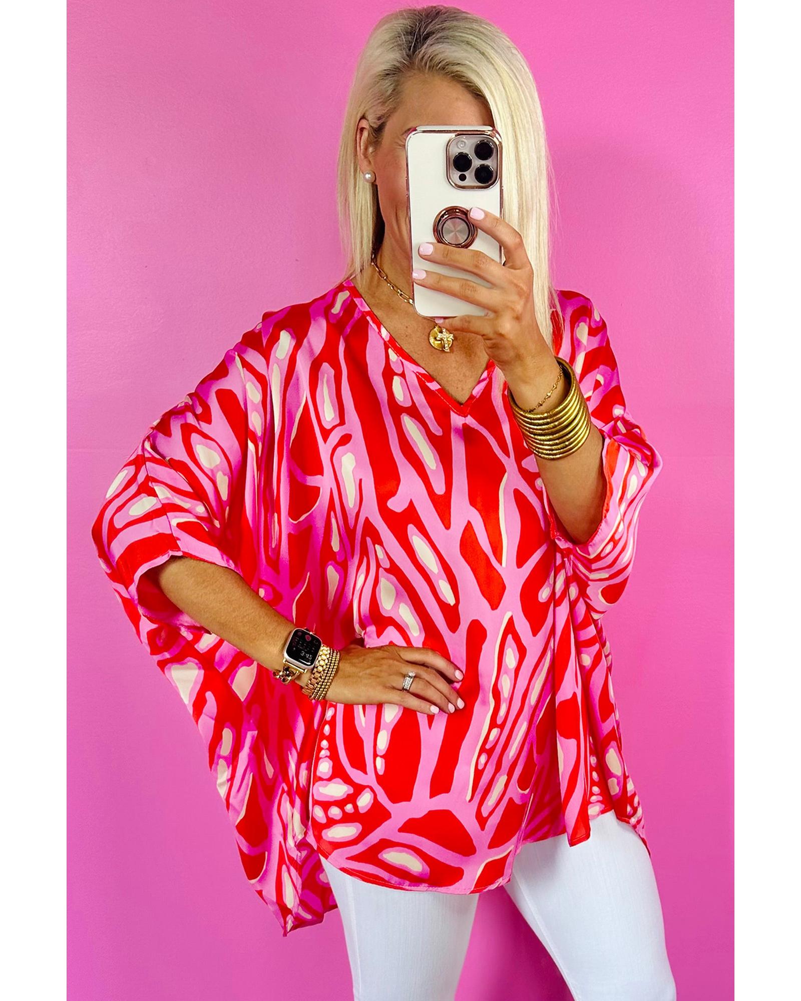 V539-AZEXDC25129428-P10320-M-202508271115-00 Red Abstract Print V Neck Batwing Sleeve Oversized Blouse - M - Image 1