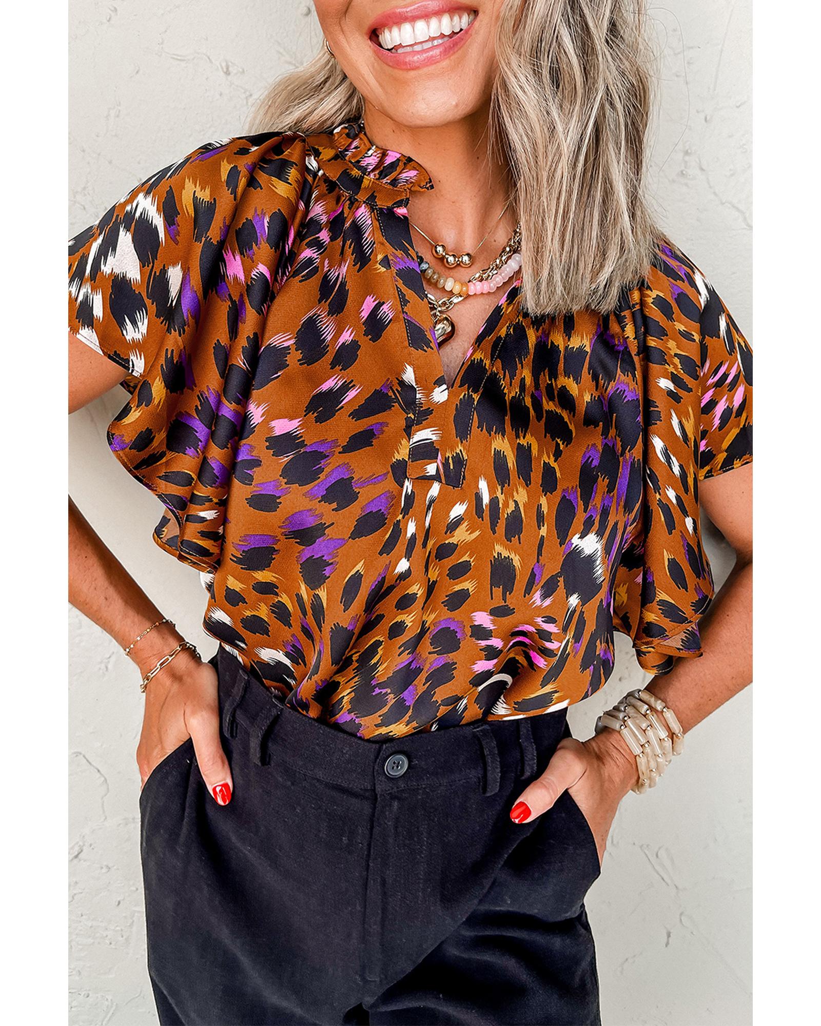 V539-AZEXDC25129790-P1420-XL-202508271525-00 Orange Leopard Printed Draped Short Sleeve Slit V Neck Blouse - XL - Image 1