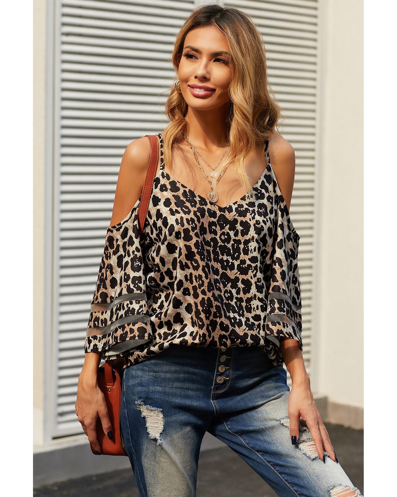 V539-AZEXDC2514009-20-XL-202508261520-00 Azura Exchange Cold Shoulder Blouse - XL - Image 1