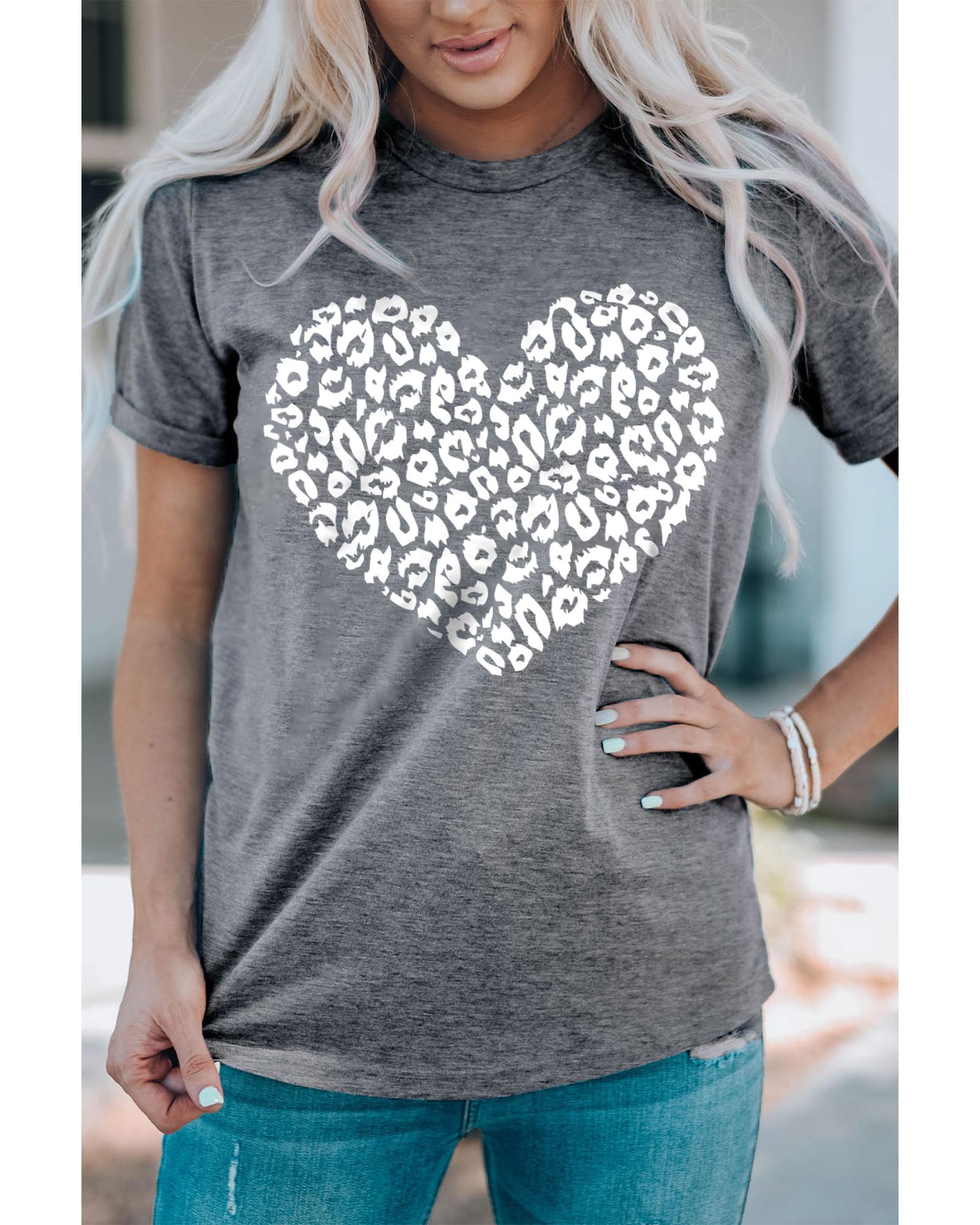 V539-AZEXDC25219571-11-M-202508260735-00 Azura Exchange Leopard Kiss Print Valentines Heart Graphic Tee - M - Image 1