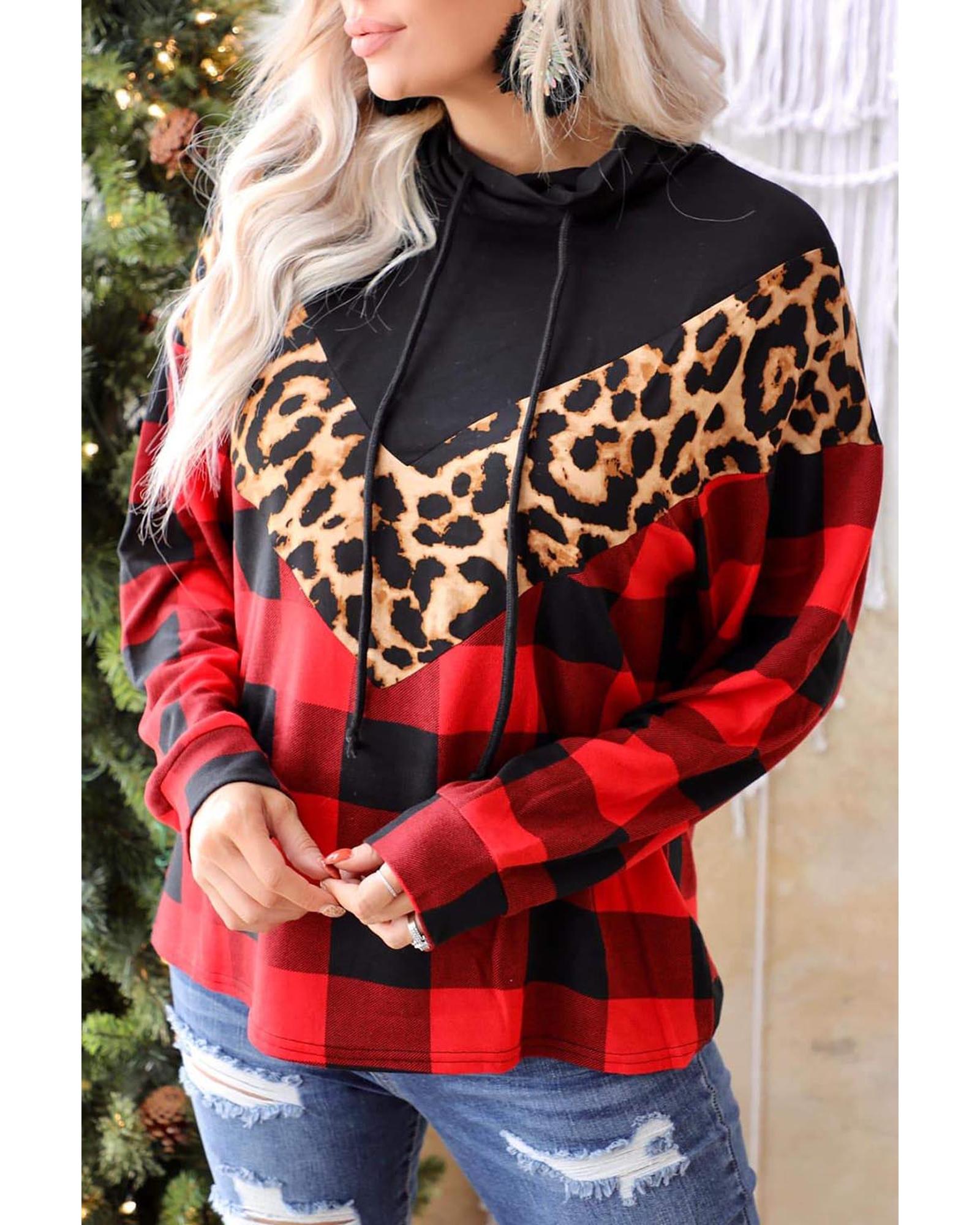 V539-AZEXDC25312526-3-S-163092-00 Azura Exchange Chevron Plaid Leopard Patchwork Turtleneck Sweatshirt - S - Image 1