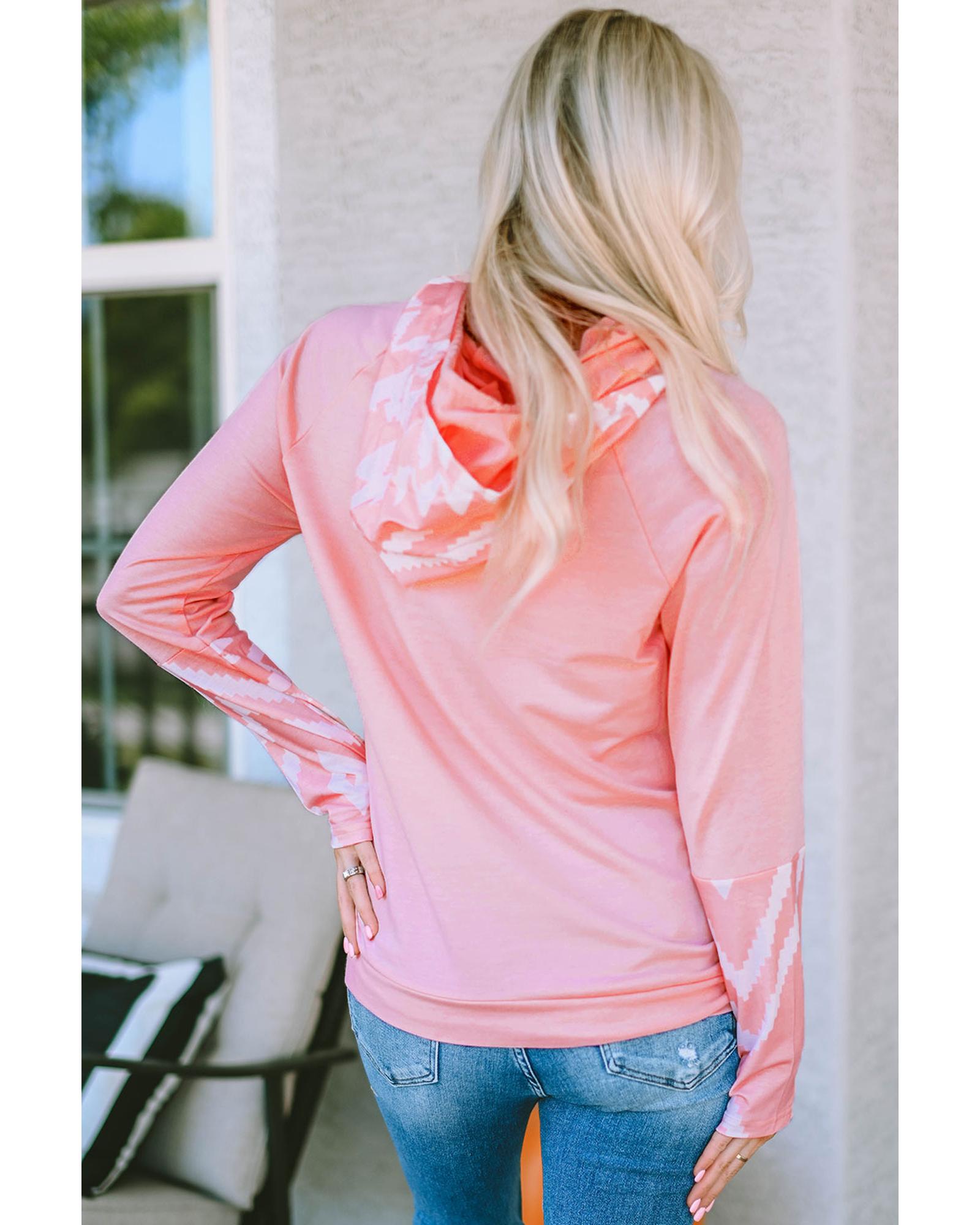 V539-AZEXDC25314188-10-M-202508290445-00 Azura Exchange Patchwork Thumb Hole Hoodie - M - Image 1