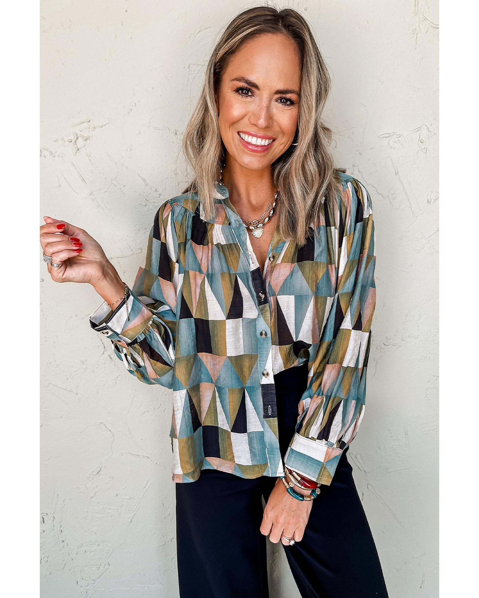 V539-AZEXDC2555818-P920-L-202508281325-00 Green Geometric Print Buttoned Balloon Sleeve Loose Fit Shirt - L - Image 1
