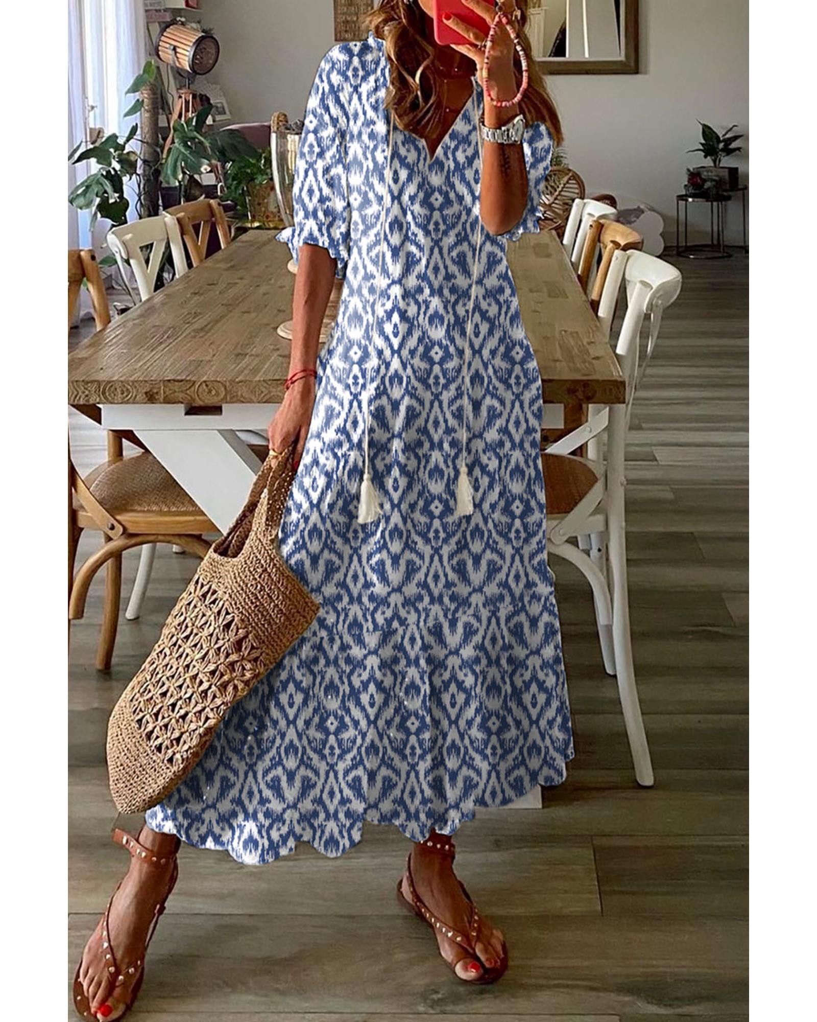 V539-AZEXDC6114524-4-S-202506141427-00 Azura Exchange Sky Blue V Neck Casual Geometric Print Maxi Dress - S - Image 1