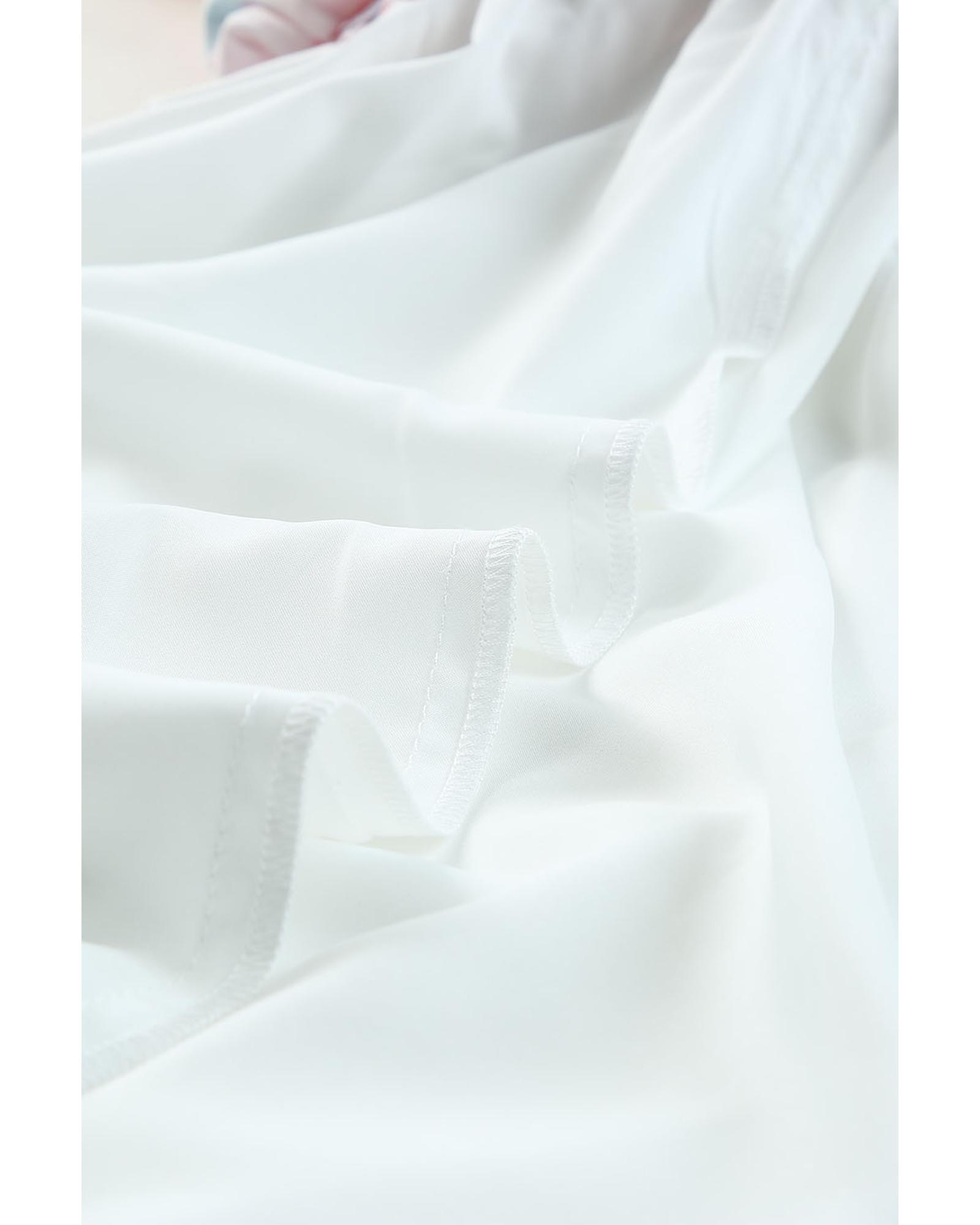 V539-AZEXDC6114543-22-M-202508281315-00 Multicolor Geometric Print Smocked Babydoll Mini Dress - M - Image 1