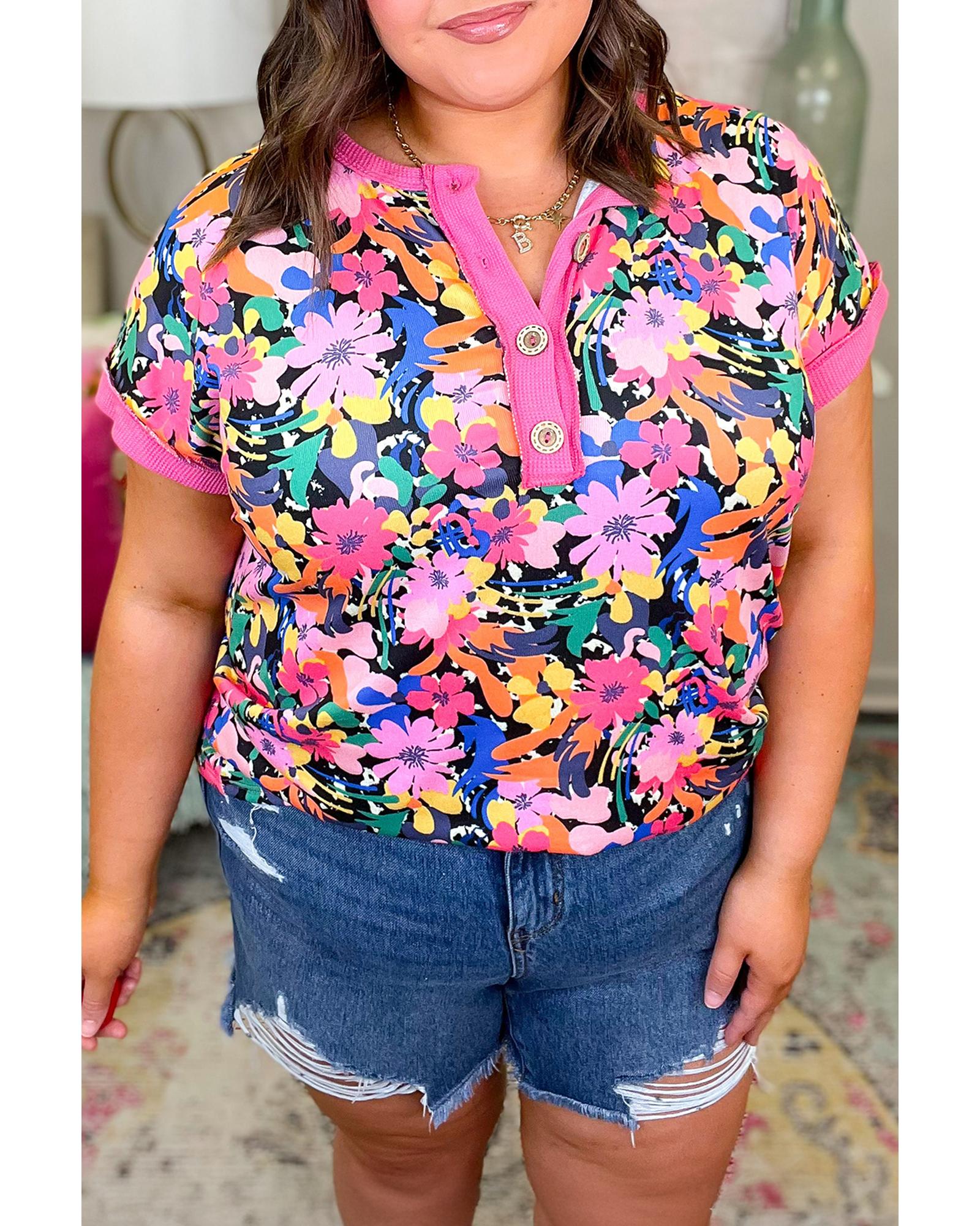 V539-AZEXPL2513507-P620-1X-202506190012-00 Rose Floral Short Sleeve Contrast Edge Plus Size Henley Top - 1X - Image 1
