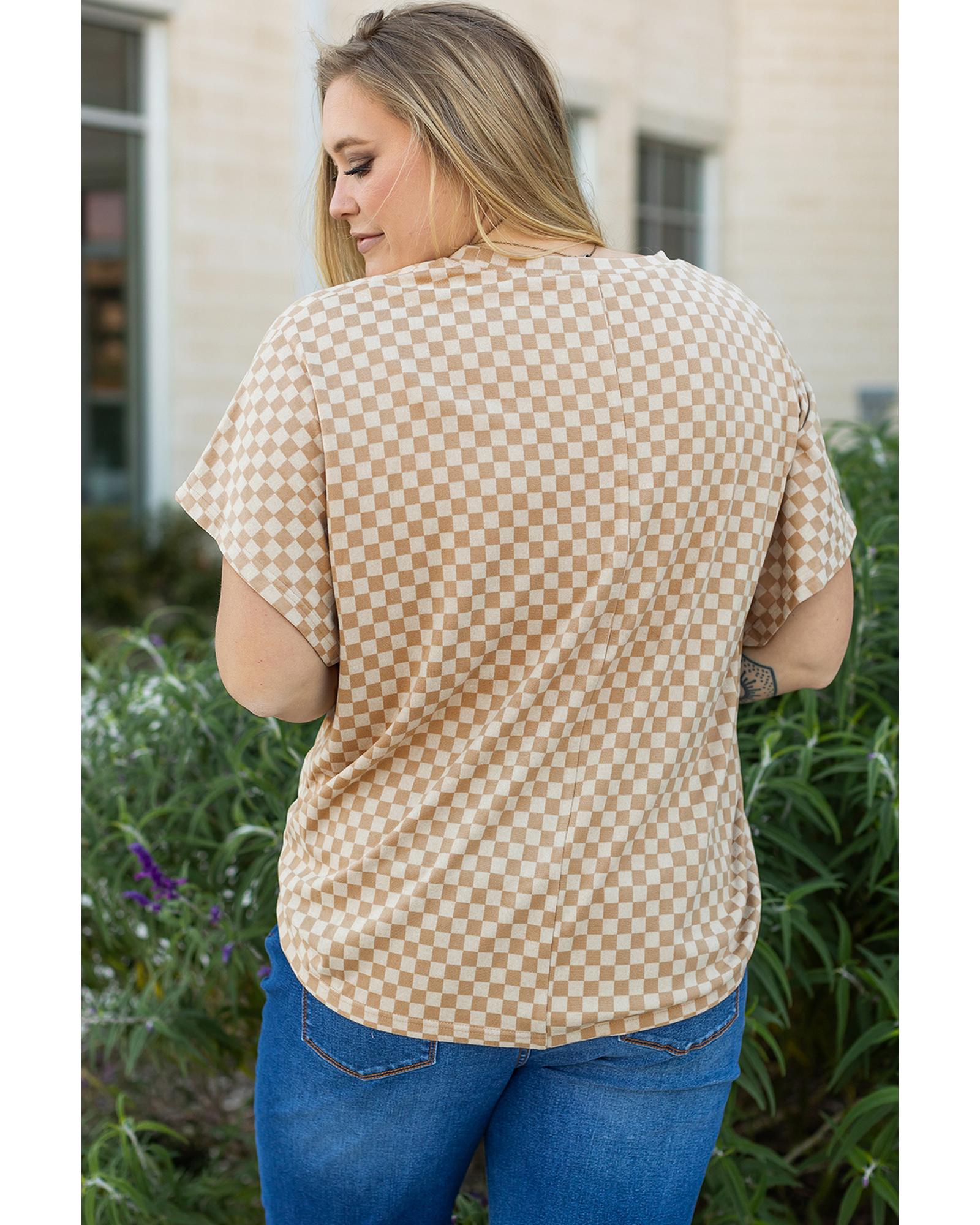 V539-AZEXPL2521376-P1620-1X-202508310550-00 Khaki Checkerboard Short Batwing Sleeve Round Neck Plus Size T Shirt - 1X - Image 1