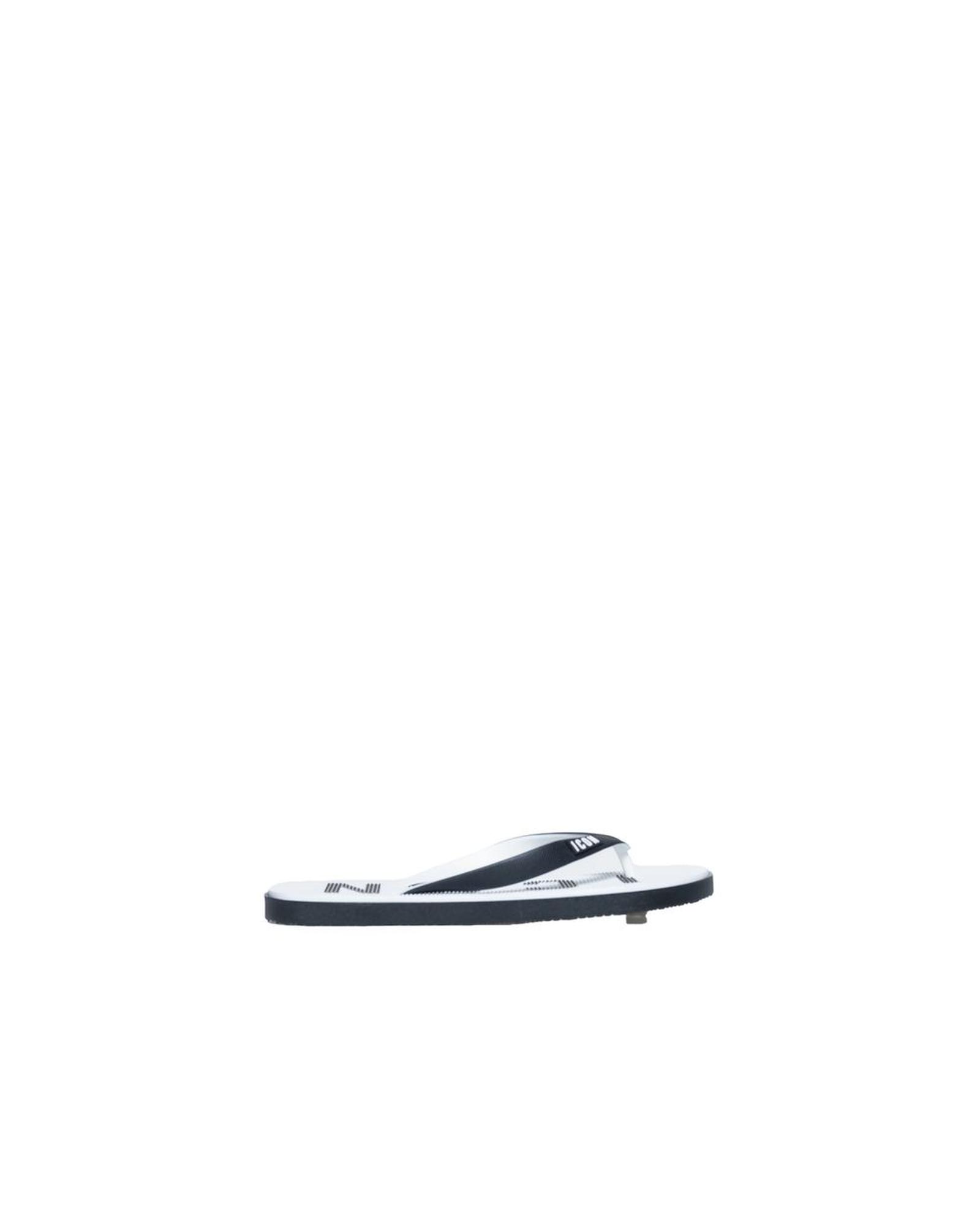 V539-IC-14424700008-EU42US9-202506170206-00 Icon Men's White Rubber Sandal - 42 EU - Image 1