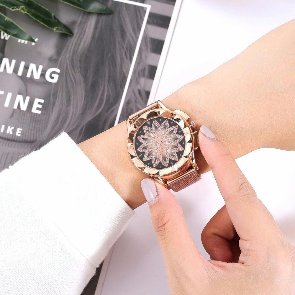 V562-A104298250DBT-202504171152-00 Rose Gold Flower Bracelet Watch with Rhinestone Mesh - Image 1