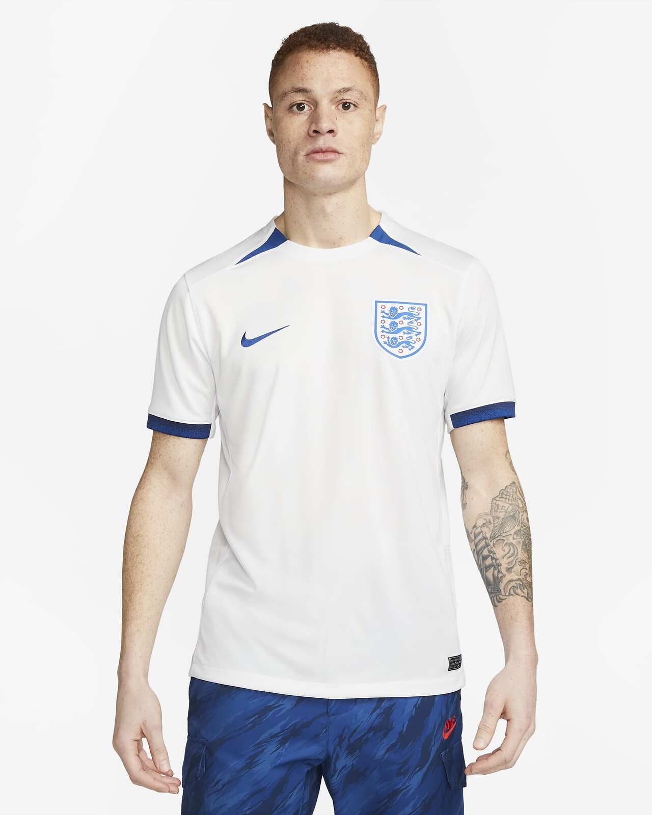 V563-DR3960-121-XL-202503051826-00 Nike Mens England National 2023 Stadium Home Dri-FIT Soccer Football Jersey Top - XL - Image 1
