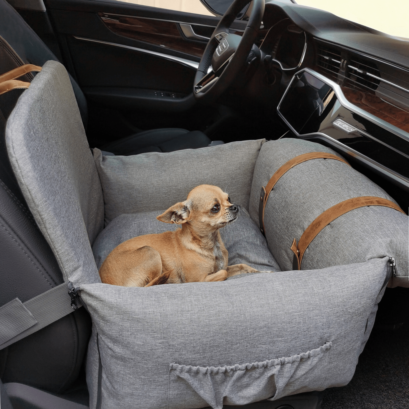 V568-20CC026A-98170-00 Premium Dog Booster Seat for Small Pets - Image 1