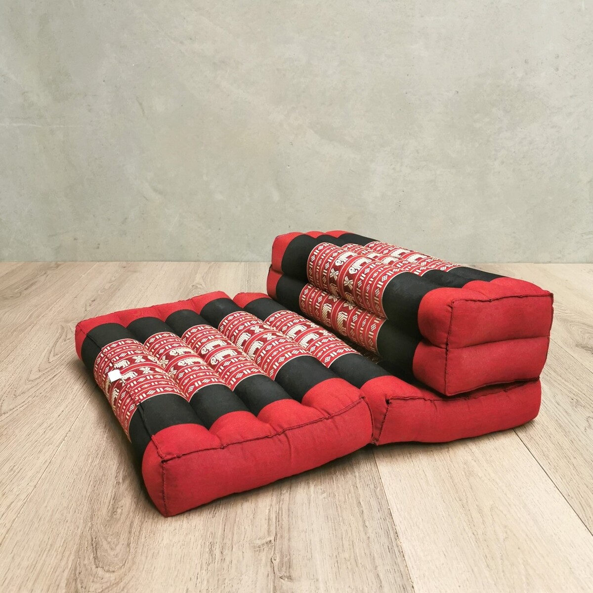 V574-TTP3SEATREDELE-131684-00 3-Fold Zafu Meditation Cushion Set Red-Ele - Image 1