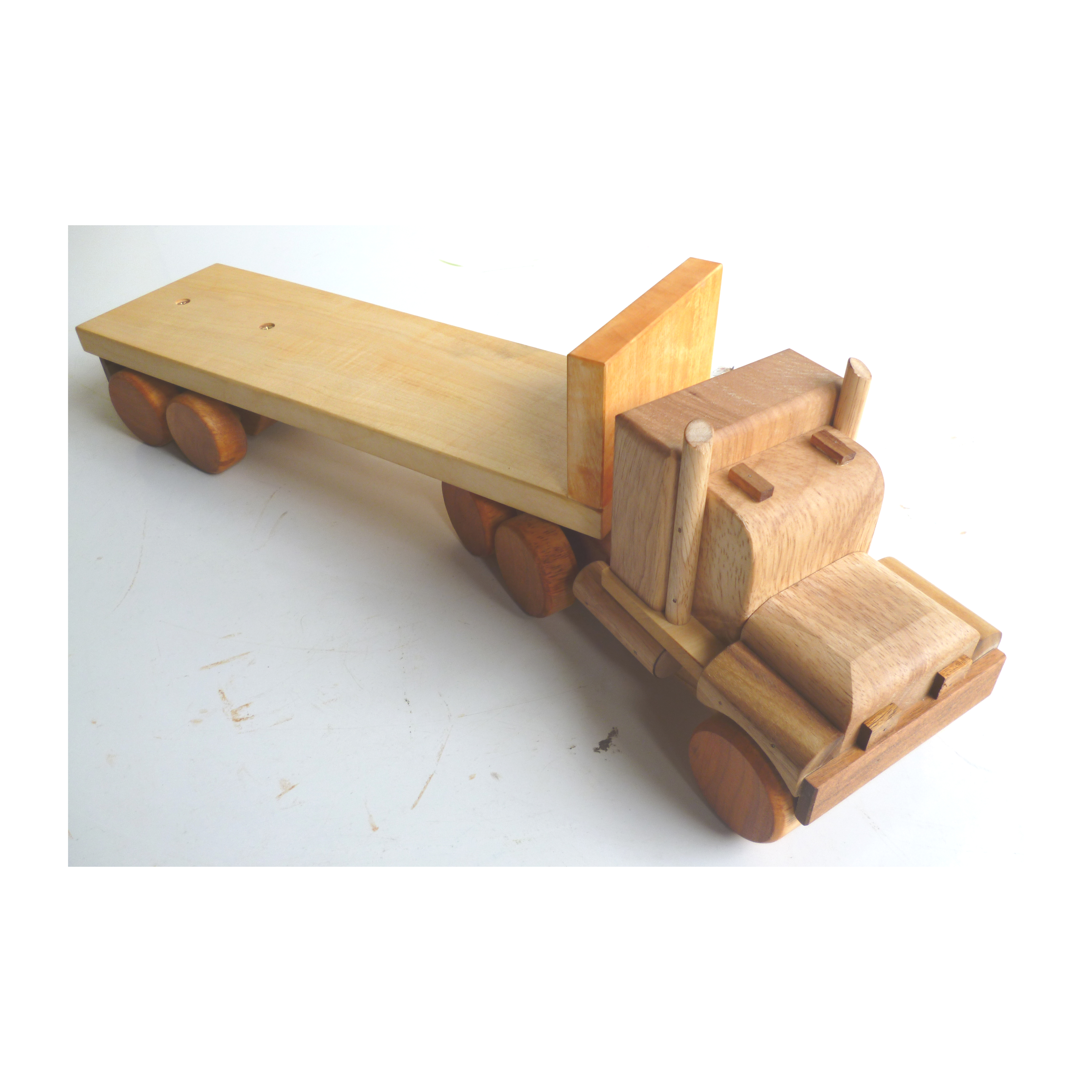 V59-602-01_8 Flat Back Truck - Image 1