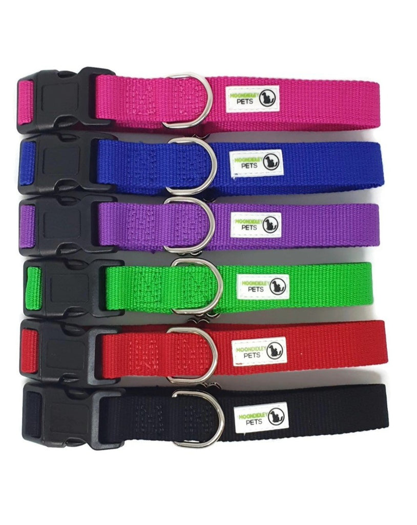 V631-MDPCOLBAMXSBLK-186019-00 100% Pure Bamboo Fibre Dog Collar Plastic Buckle - Moondidley Pets X-Small Black - Image 1