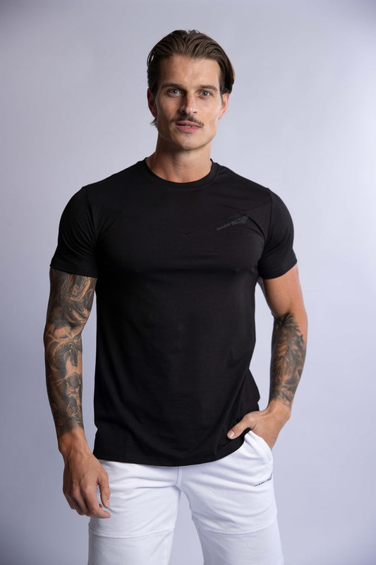 V697-SLIM-FIT-COTTON-TEE-BLACK-LARGE-218157-00 HARD HITTERS SLIM FIT COTTON TEE BLACK LARGE - Image 1