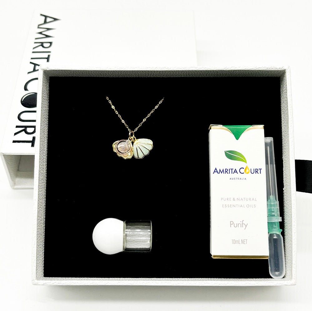 V760-GBAJ-14-195266-07 Gift Box - Aroma Necklace 925 Silver, Gold coated - Green Shell Dreamy Lavender (Light Purple) + Purify Oil Blend - Image 1