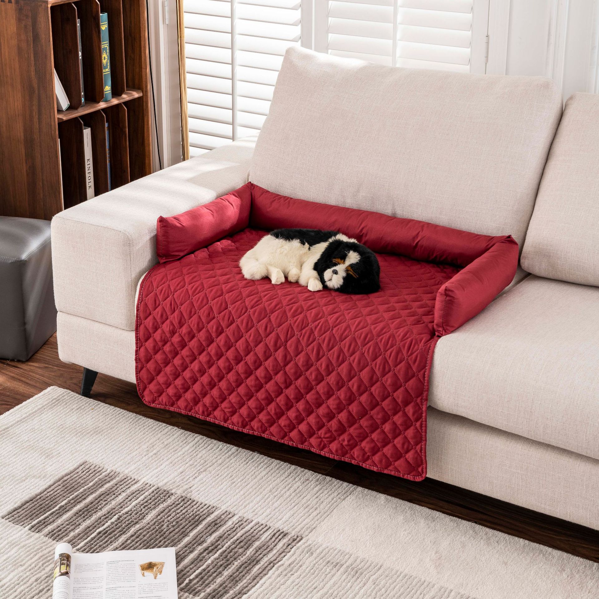 V888-ELOSUNG10060-203173-00 Waterproof Pet Mat for Sofa, Car & Bed 75*75cm - Image 1