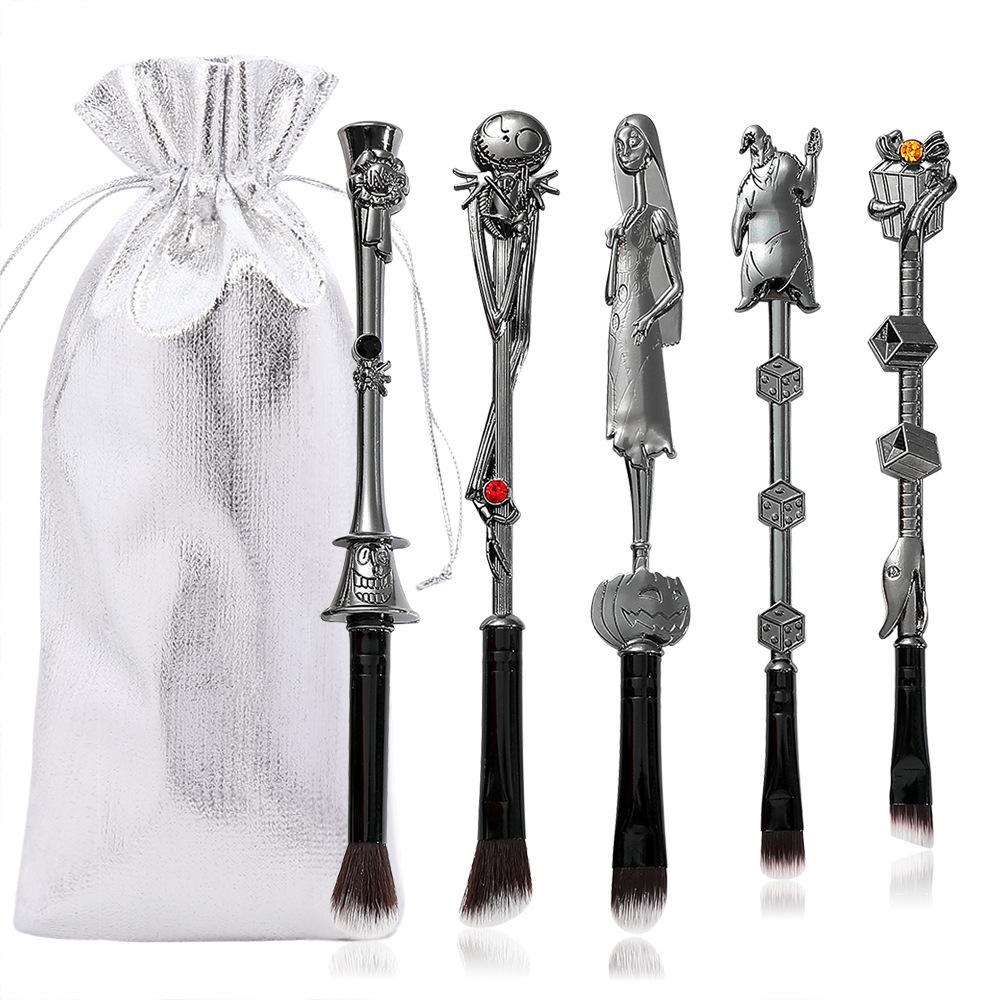 V888-ELOSUNG12401-211982-00 5-Piece Gothic Skeleton Jack Makeup Brush Set - Halloween Horror-Themed Metal Eyeshadow Brushes for Creative Festive Gifts - Image 1