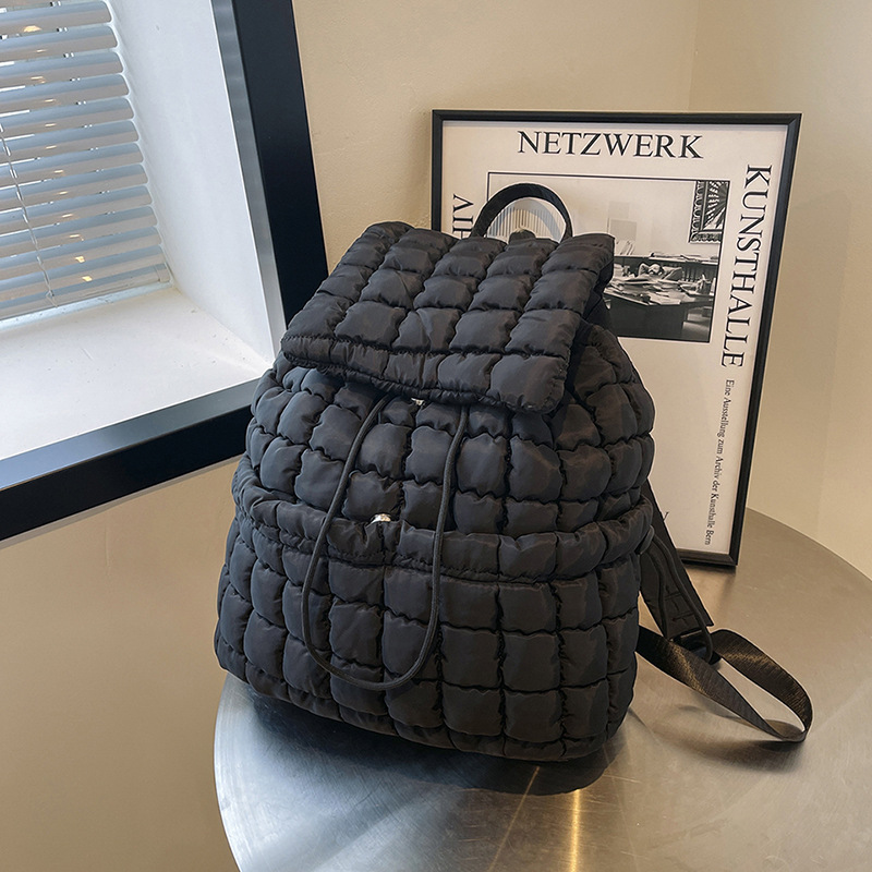 V888-ELOSUNG15383-212913-00 Lightweight Quilted Nylon Backpack with Adjustable Straps - Black - Image 1